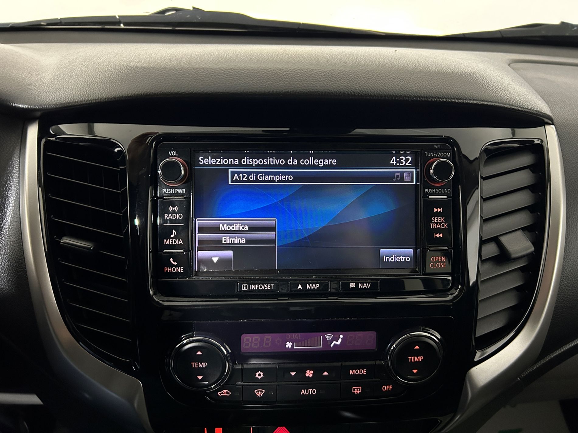 Fullback 2.4 doppia cabina LX 4wd 180cv - Autoviemme