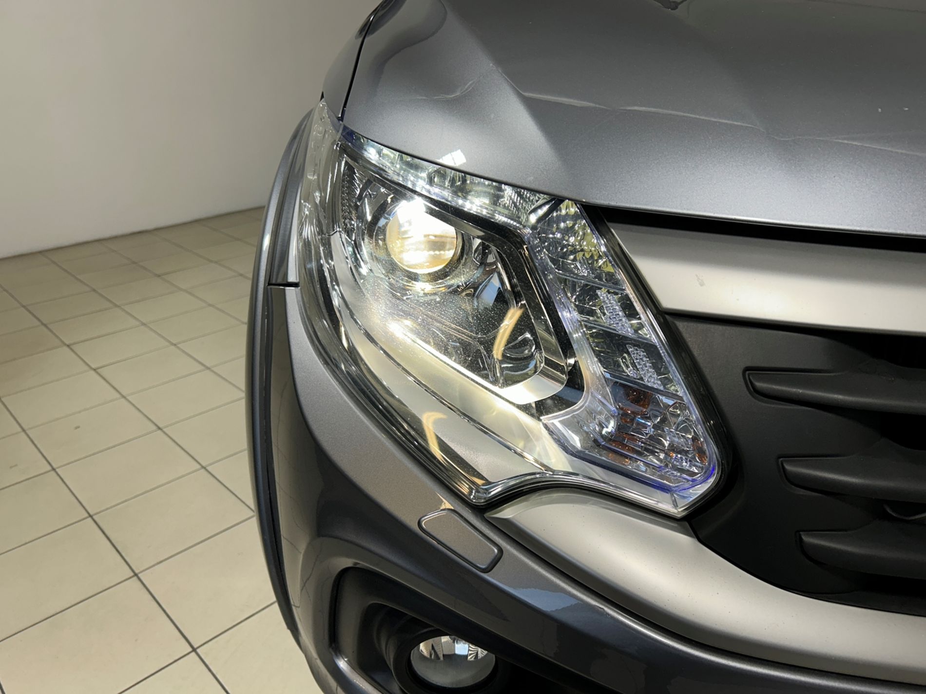 Fullback 2.4 doppia cabina LX 4wd 180cv - Autoviemme