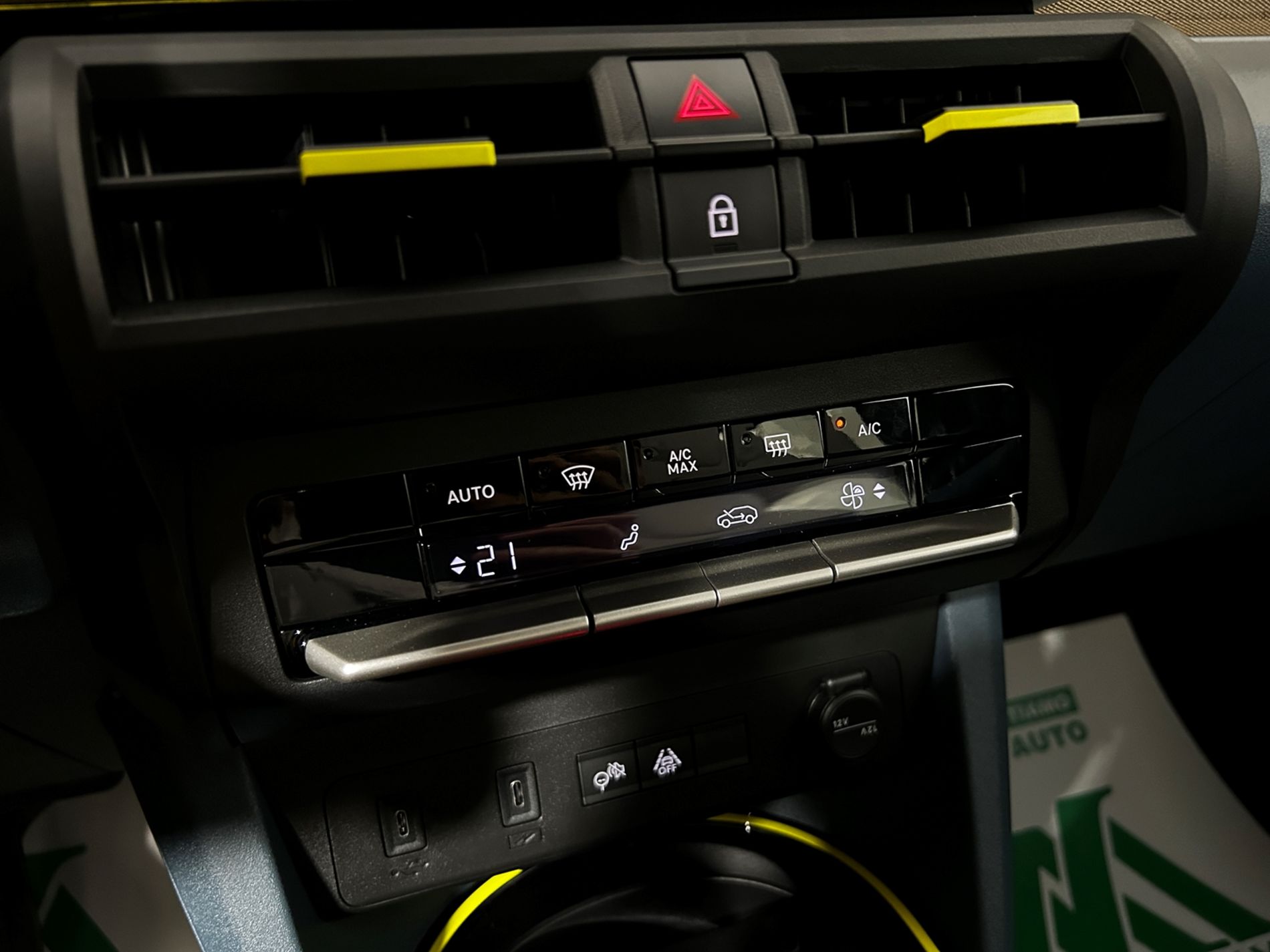 Fiat Grande Panda 1.2 hybrid La Prima 110 cv edct nuova - Autoviemme