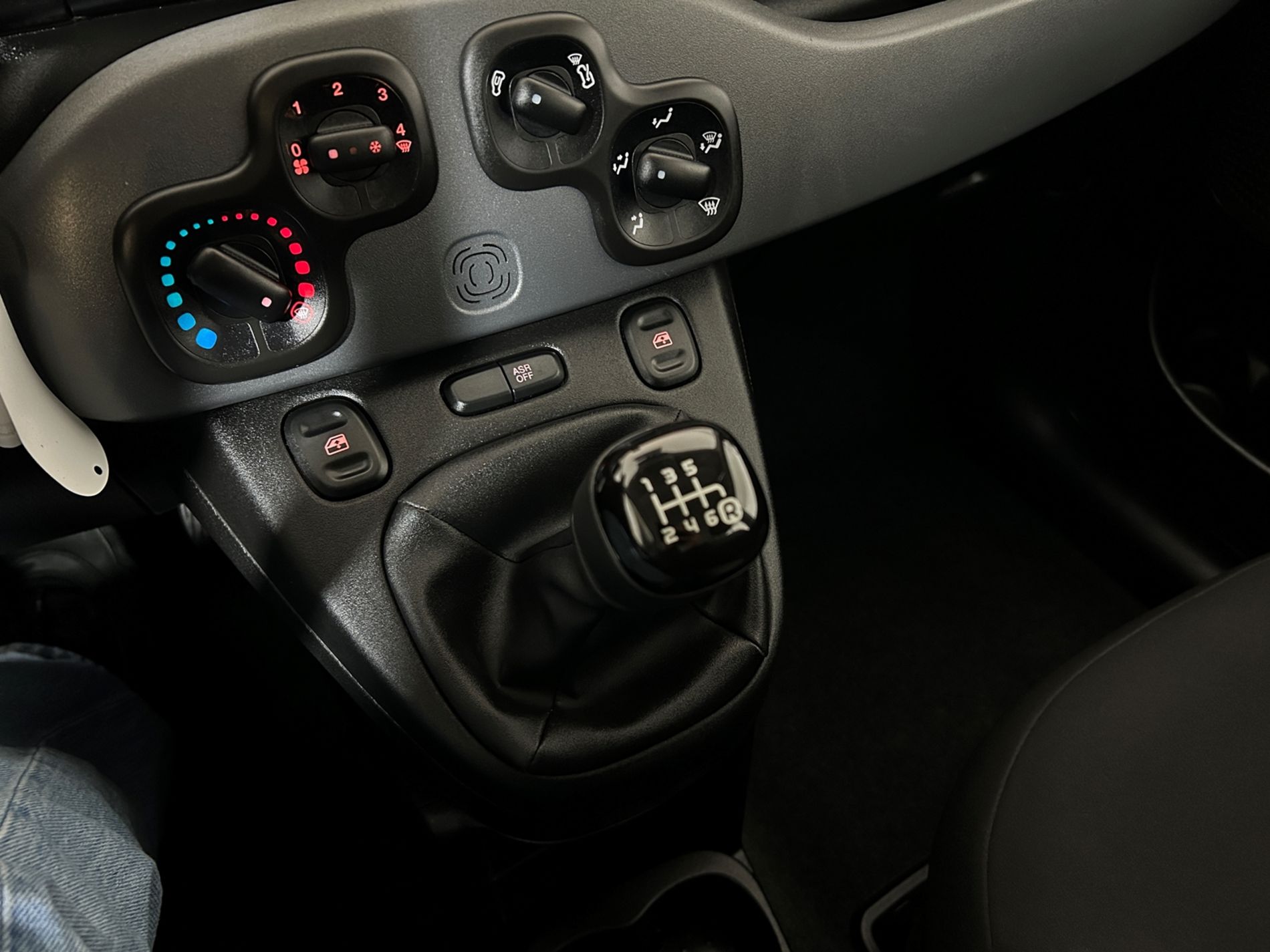 Panda Hybrid City Life s&s 70cv - Autoviemme