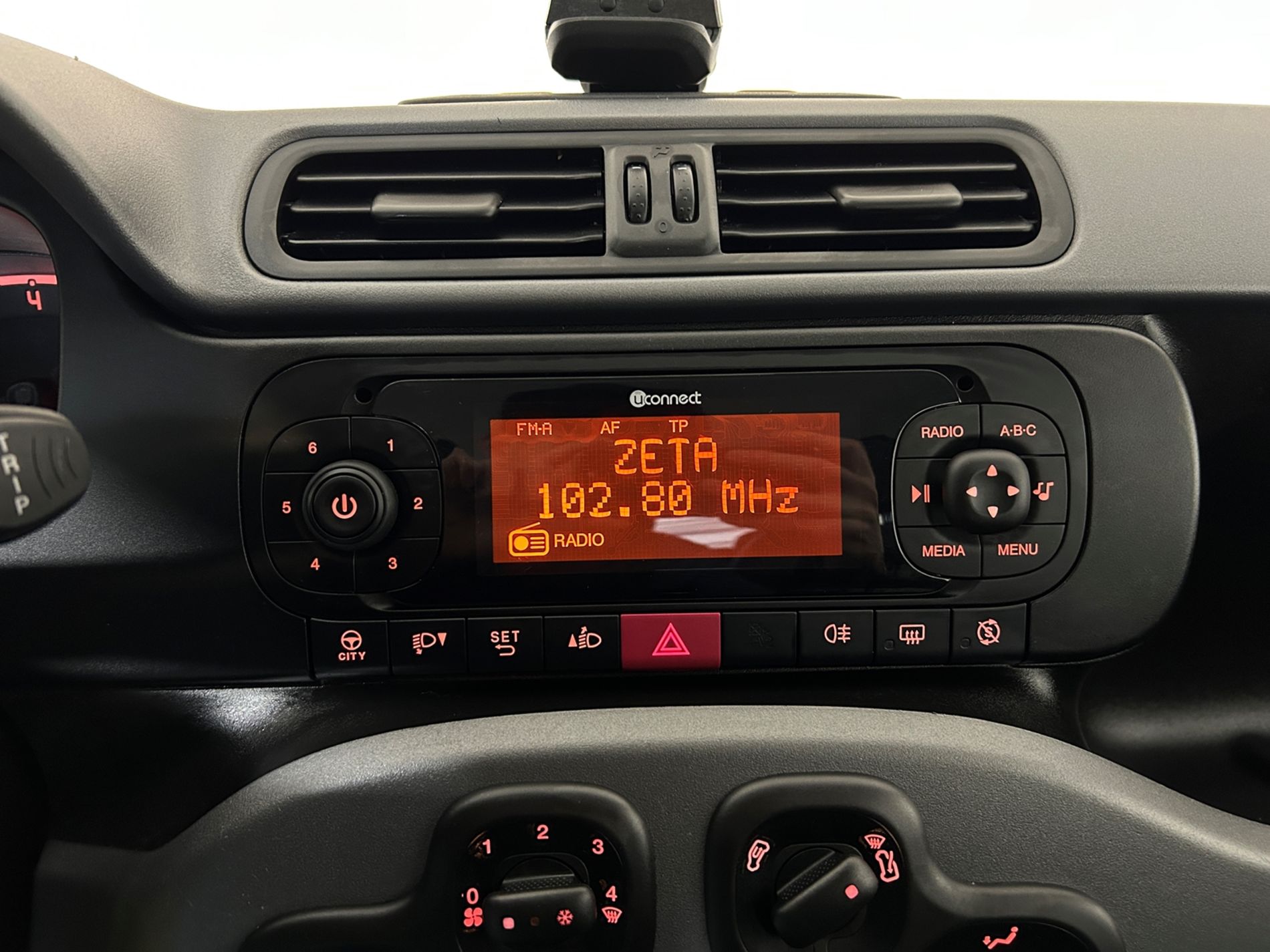 Fiat Panda Hybrid  - Autoviemme