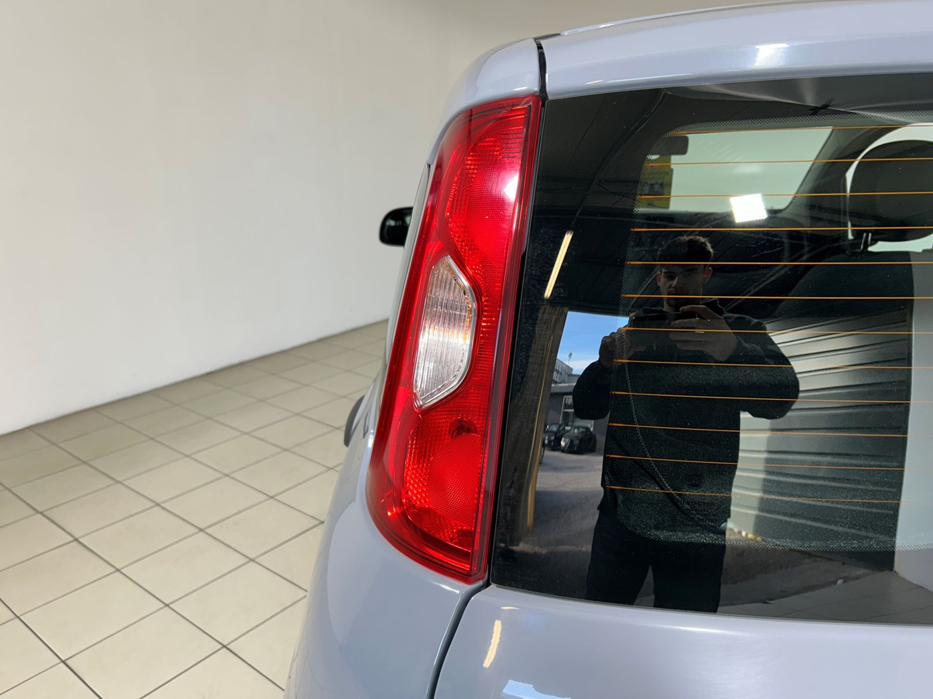 Panda 1.0 firefly hybrid s&s 70cv 5p.ti - Autoviemme