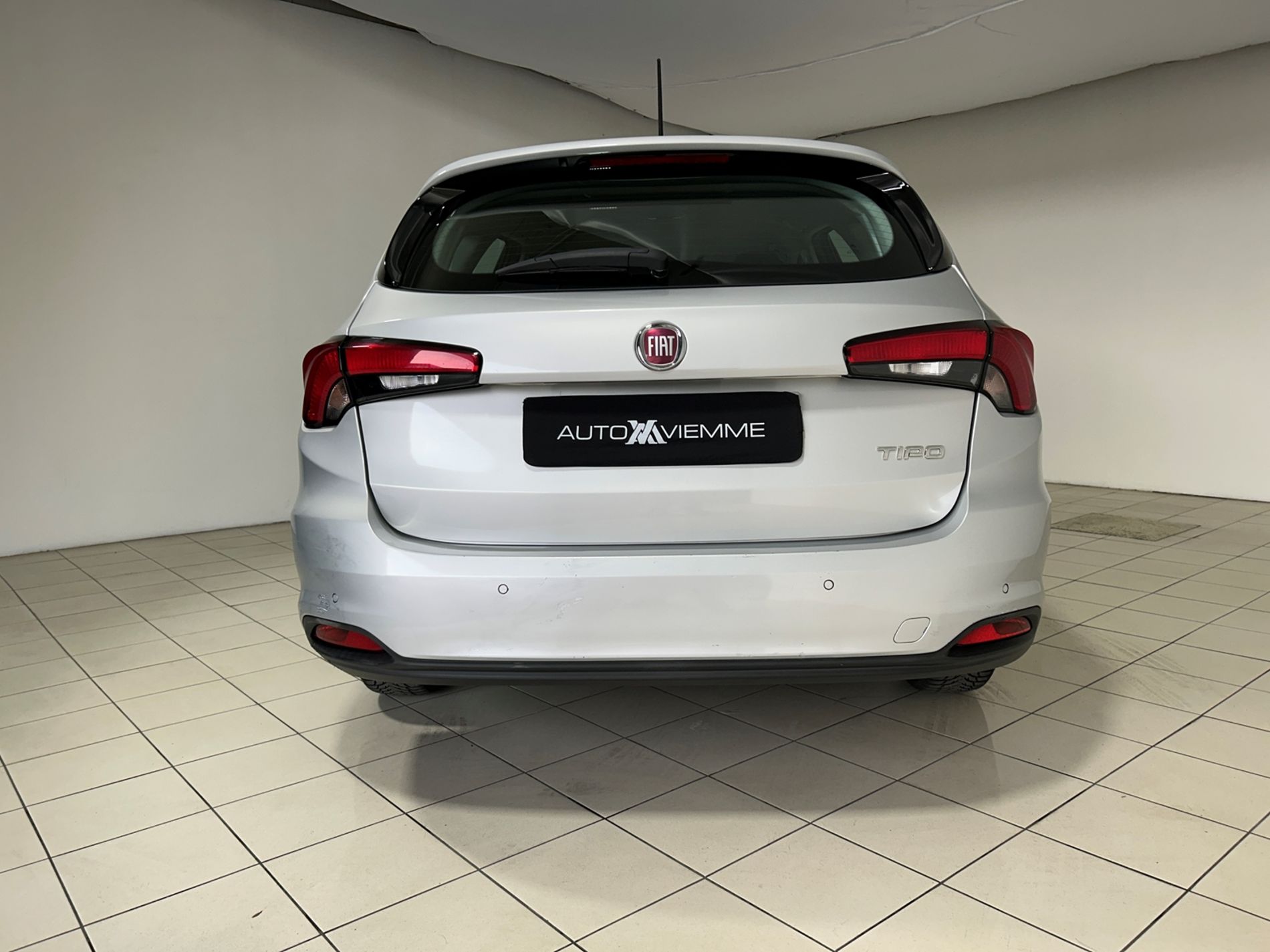 Fiat Tipo SW 1.6 e-torq Lounge 110 cv automatica - Autoviemme