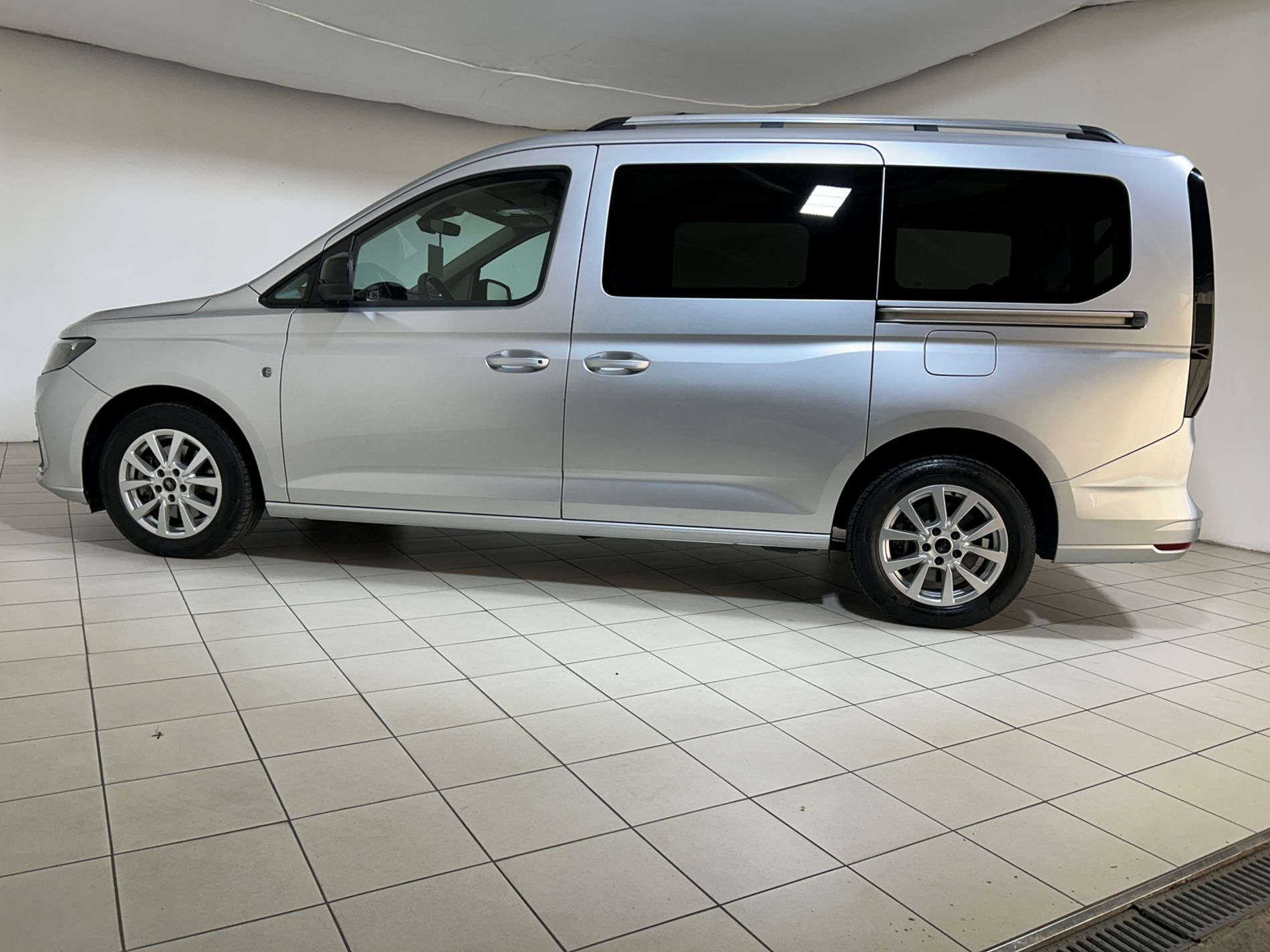 Ford Gran Tourneo Connect 7 posti 2.0 Titanium Powershift - Autoviemme