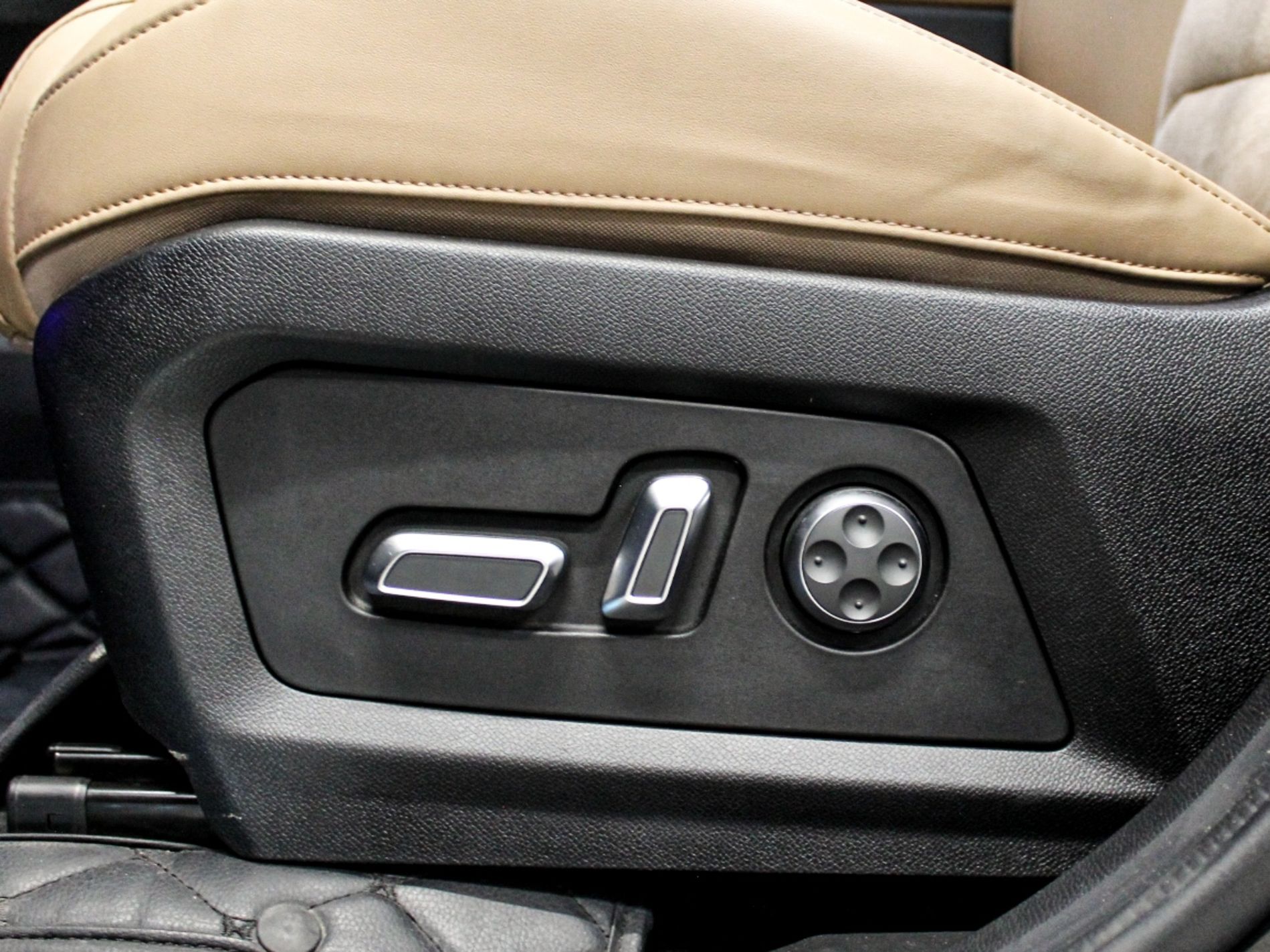 Jetour T2 XWD 2.0 TGDI 245cv automatica - Autoviemme