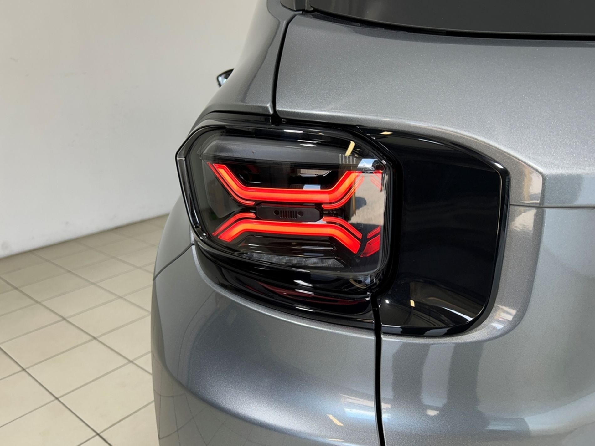 Jeep Avenger 1.2 turbo e-hybrid Summit fwd 100cv edct6   - Autoviemme