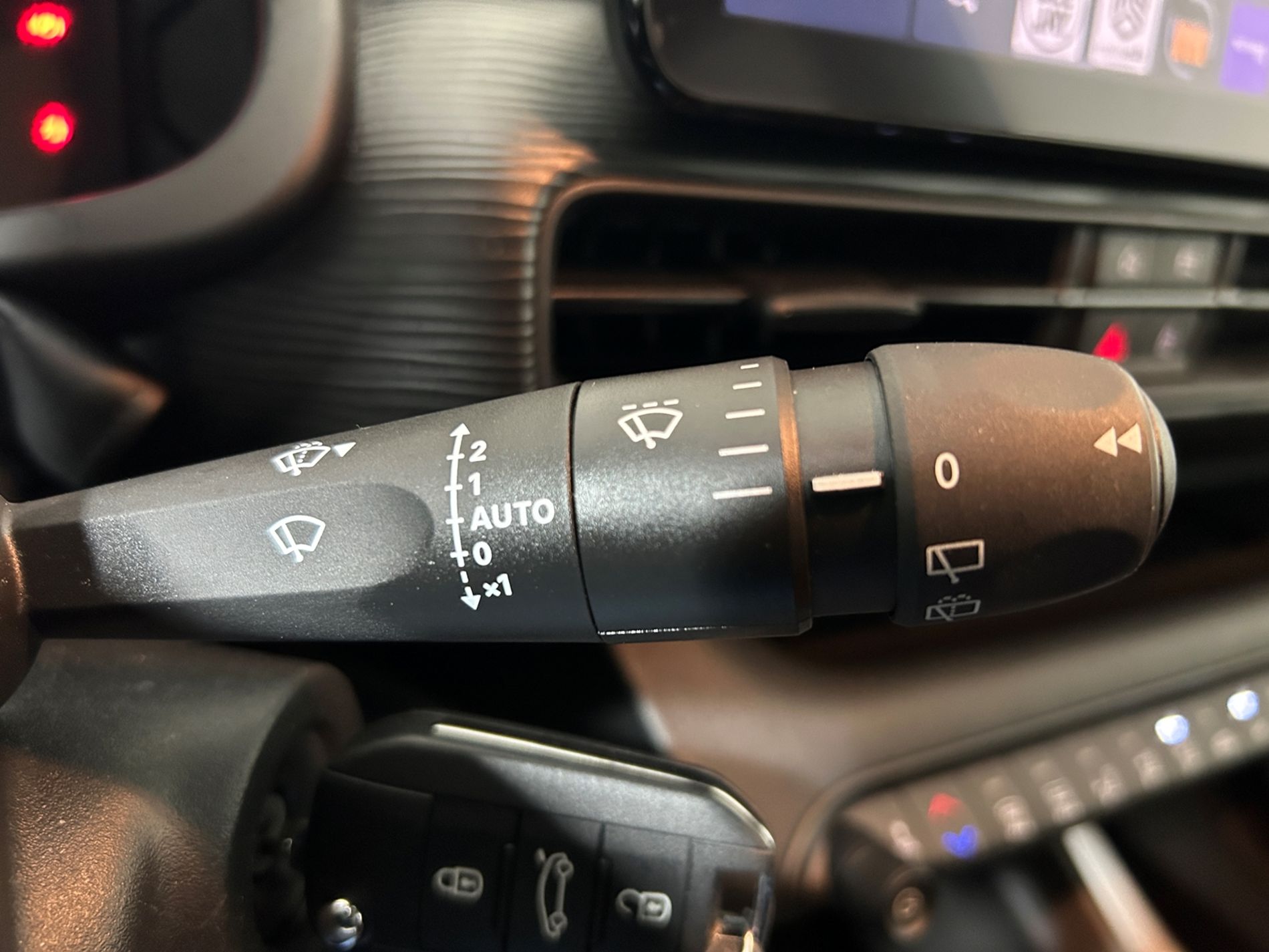 Jeep Avenger 1.2 turbo Summit fwd 100 cv   - Autoviemme