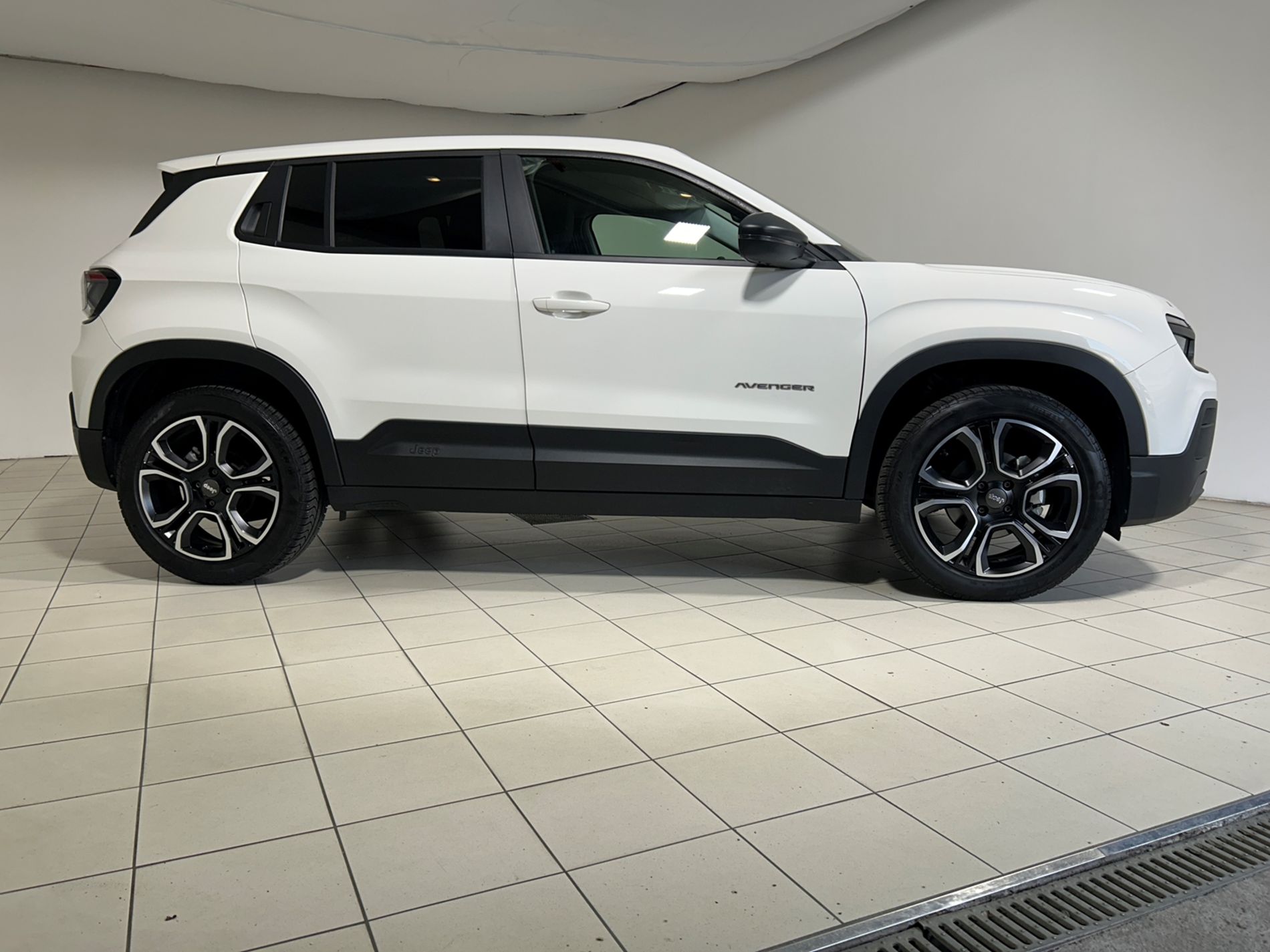 Jeep Avenger 1.2 turbo Summit fwd 100 cv   - Autoviemme