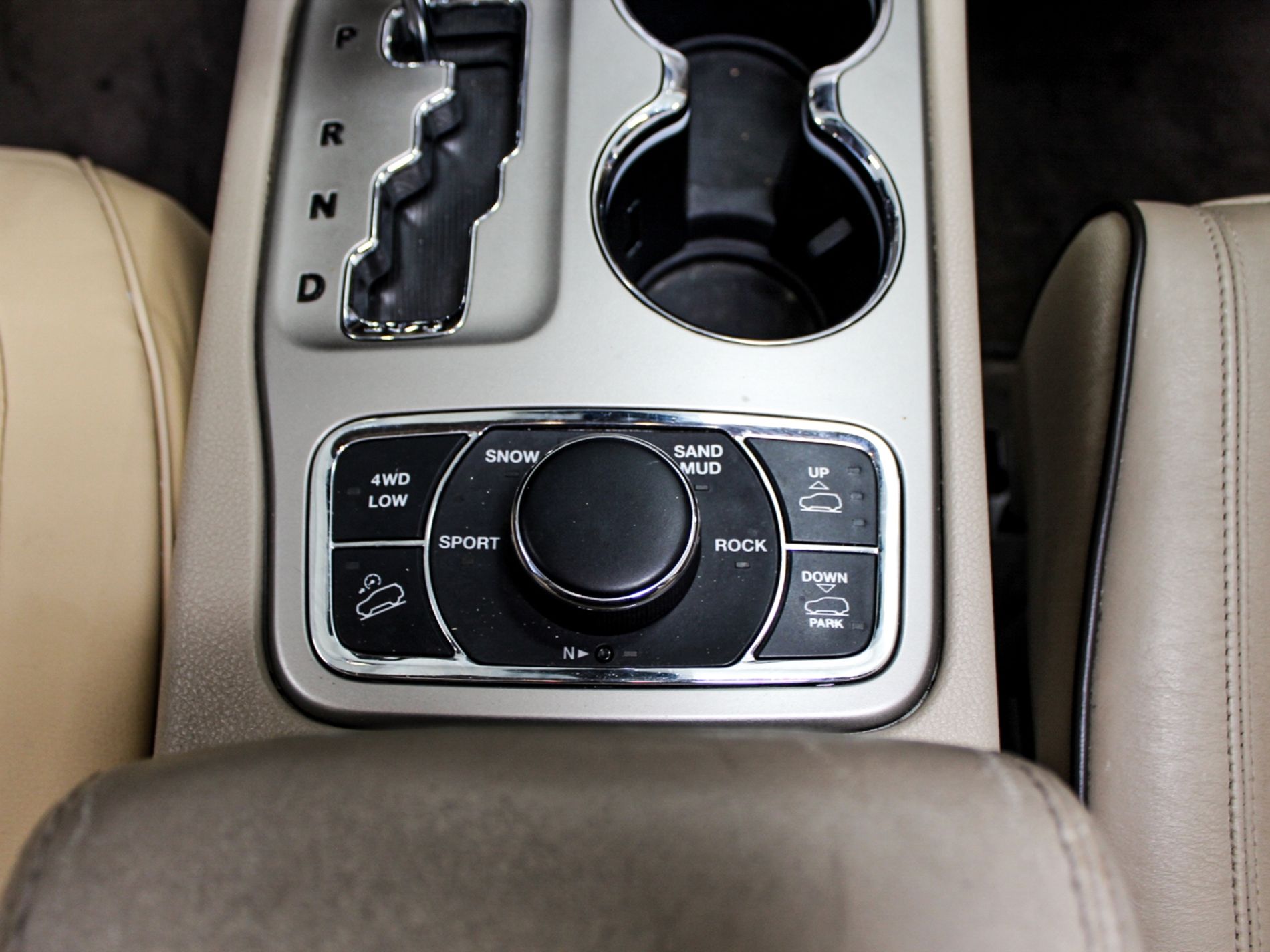 Jeep Grand Cherokee 3.0 crd Overland auto   - Autoviemme