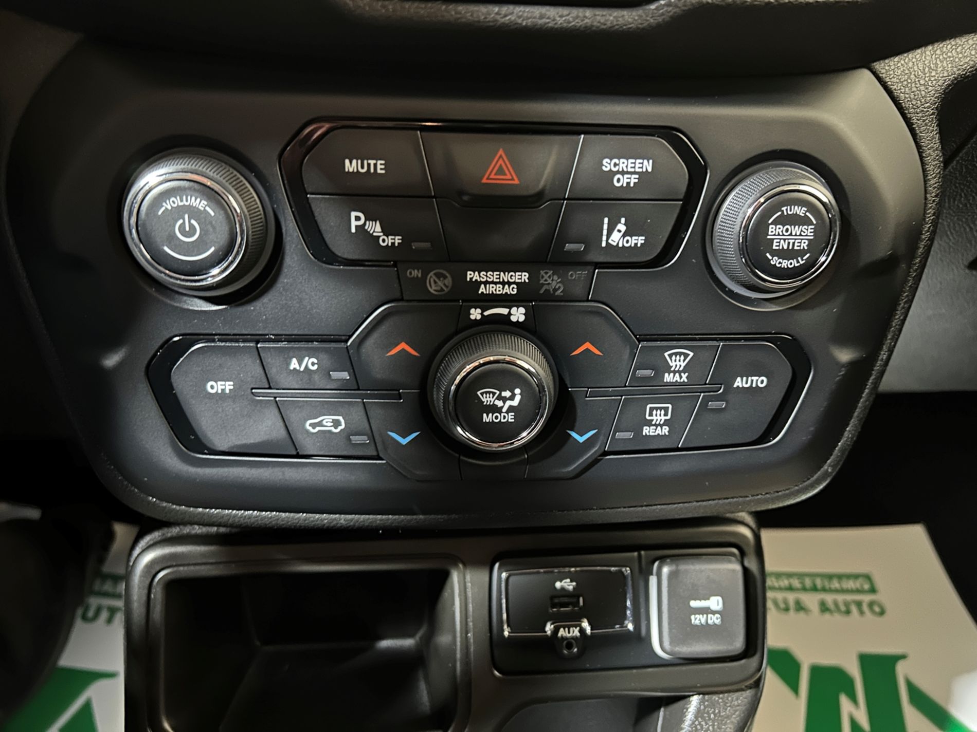 Jeep Renegade 1.0 t3 Night Eagle 2wd - Autoviemme