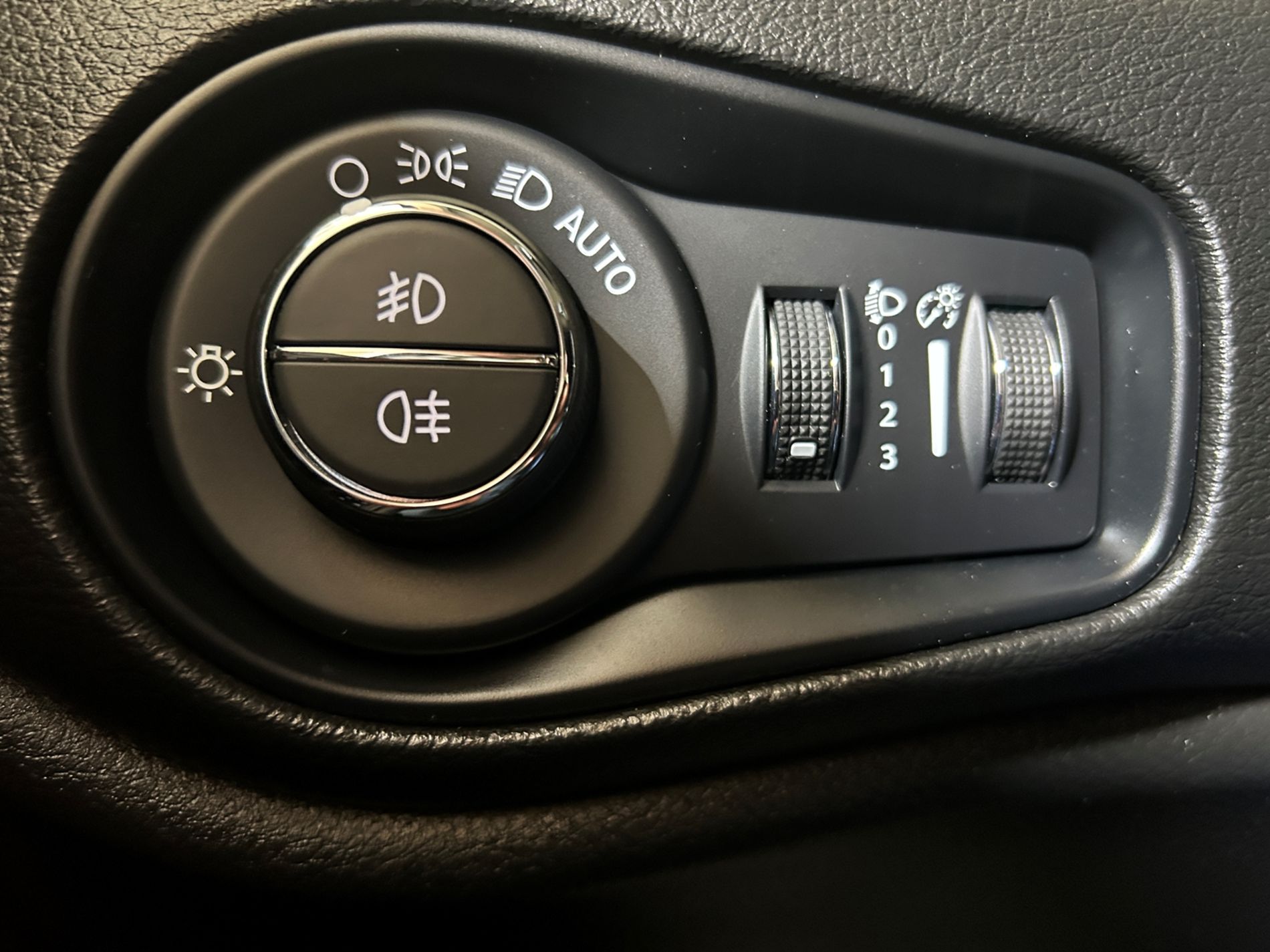 Jeep Renegade 1.0 t3 Night Eagle 2wd - Autoviemme