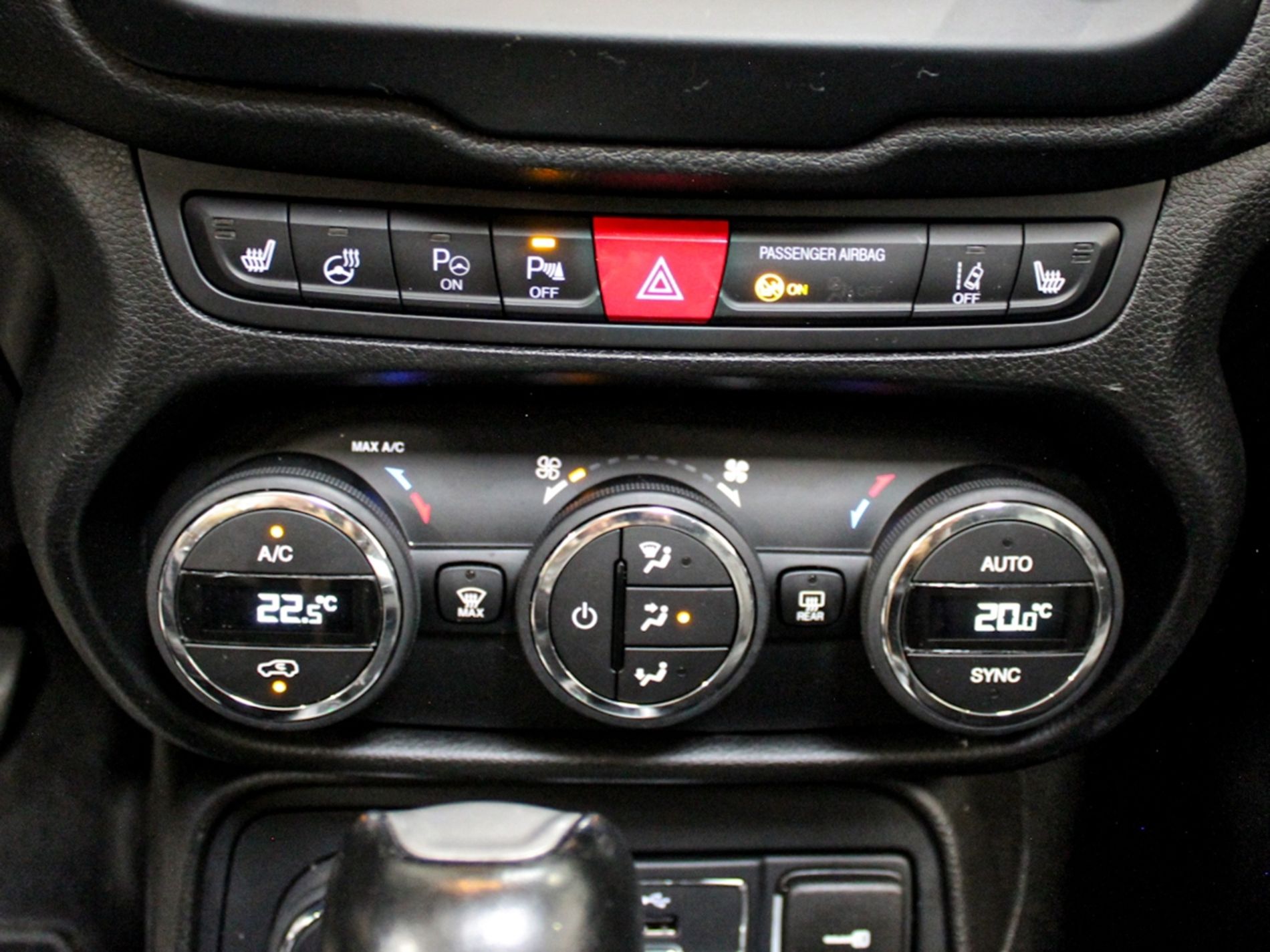 Renegade 1.4 m-air Limited 4wd 170cv auto - Autoviemme