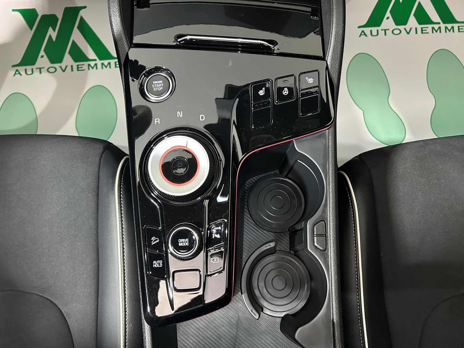 Kia Sportage 1.6 tgdi hev GT-line 2wd portellone elettrico e volante riscaldato - Autoviemme