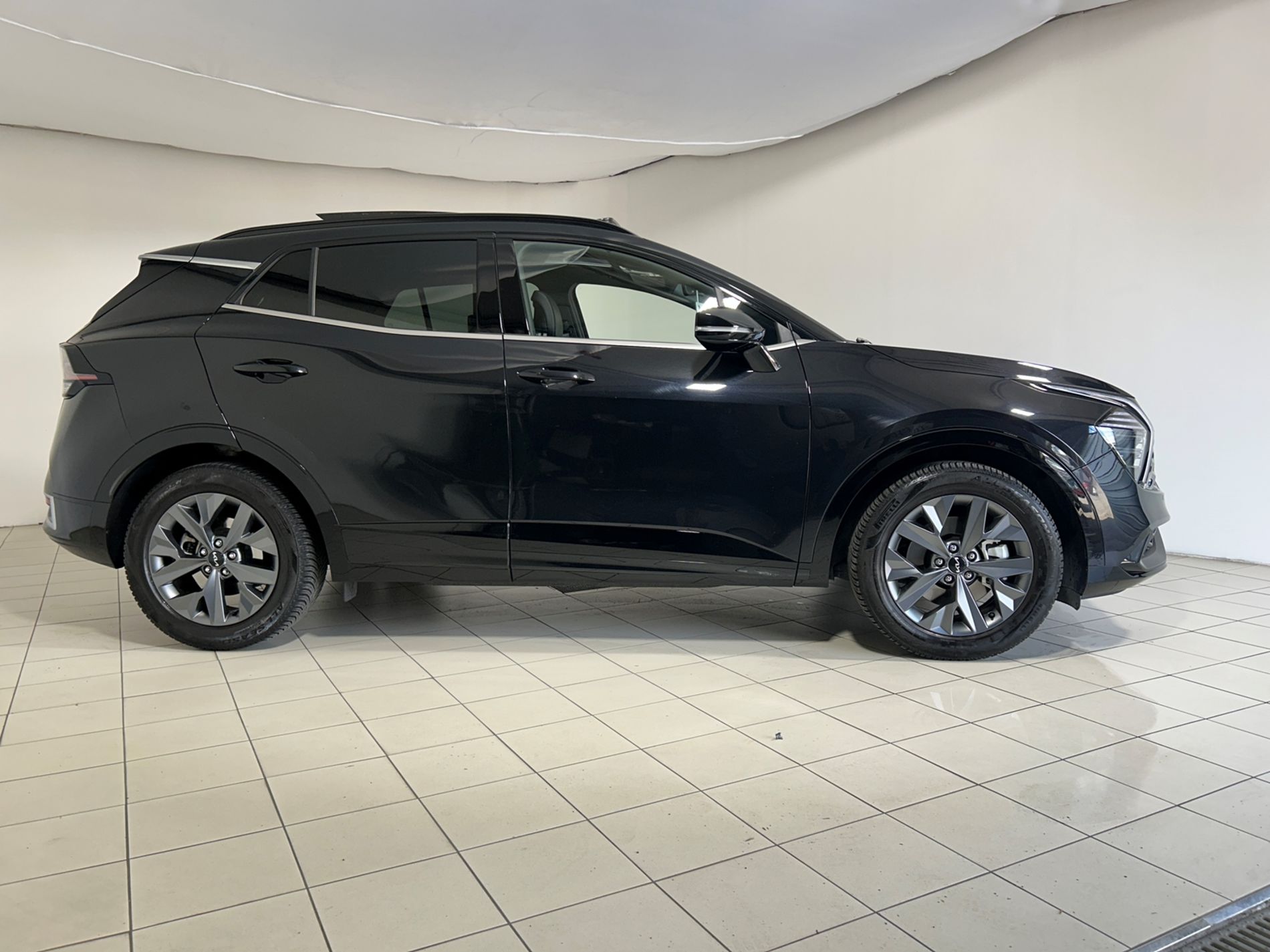 Kia Sportage 1.6 tgdi hev GT-line 2wd portellone elettrico e volante riscaldato - Autoviemme