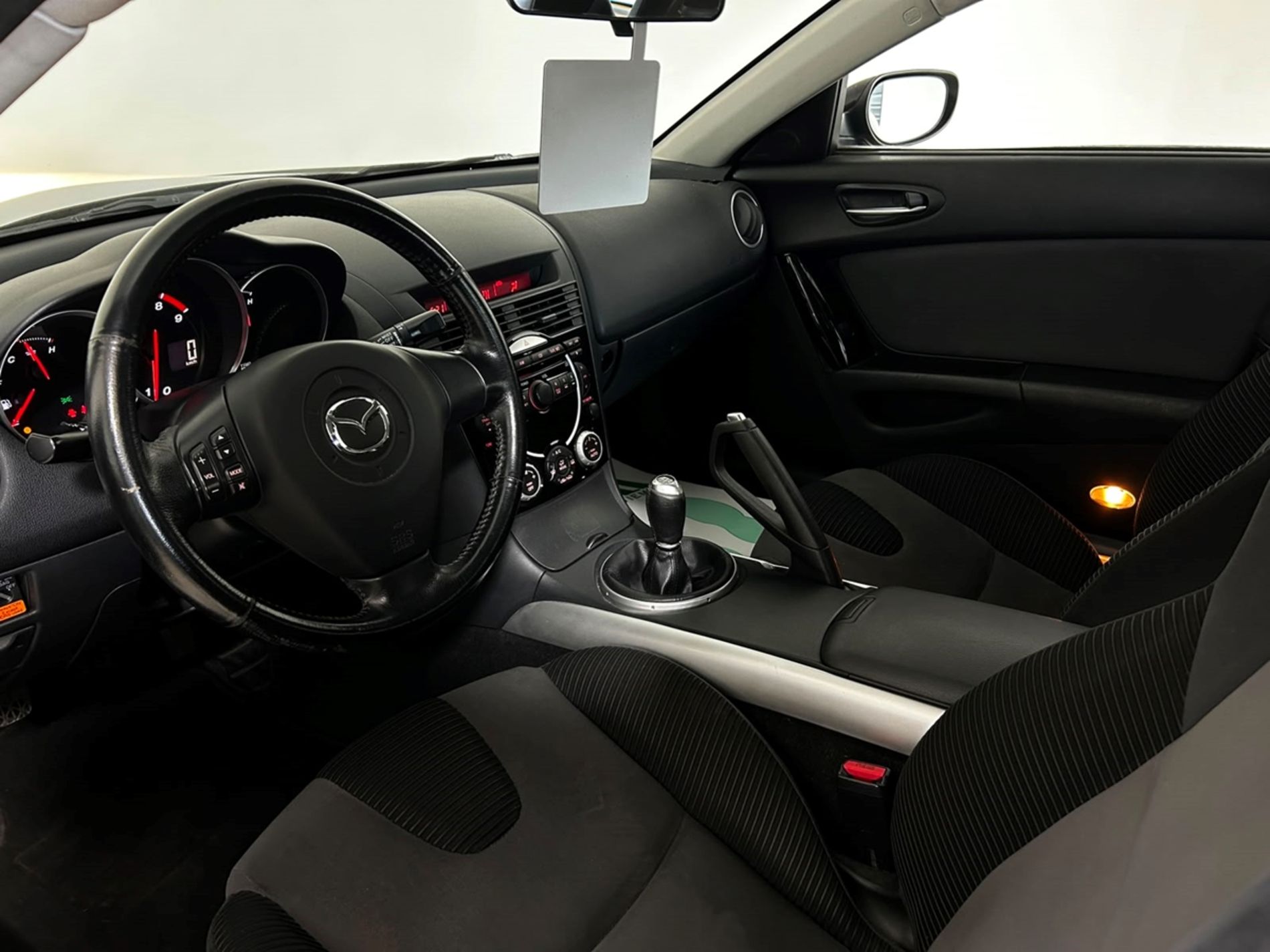 Mazda RX-8 1.3   - Autoviemme