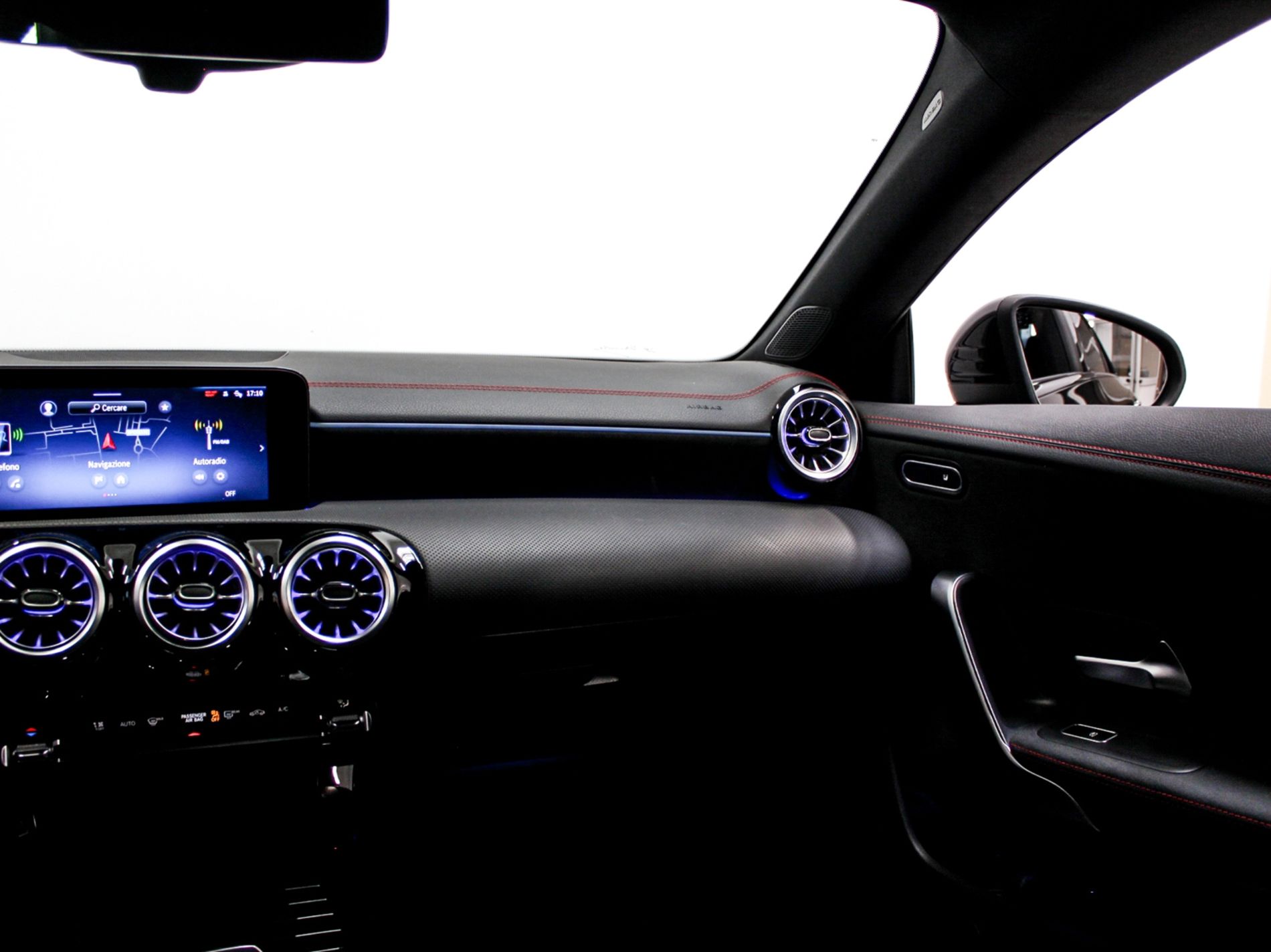 CLA Shooting Brake 200 AMG Line Premium auto - Autoviemme