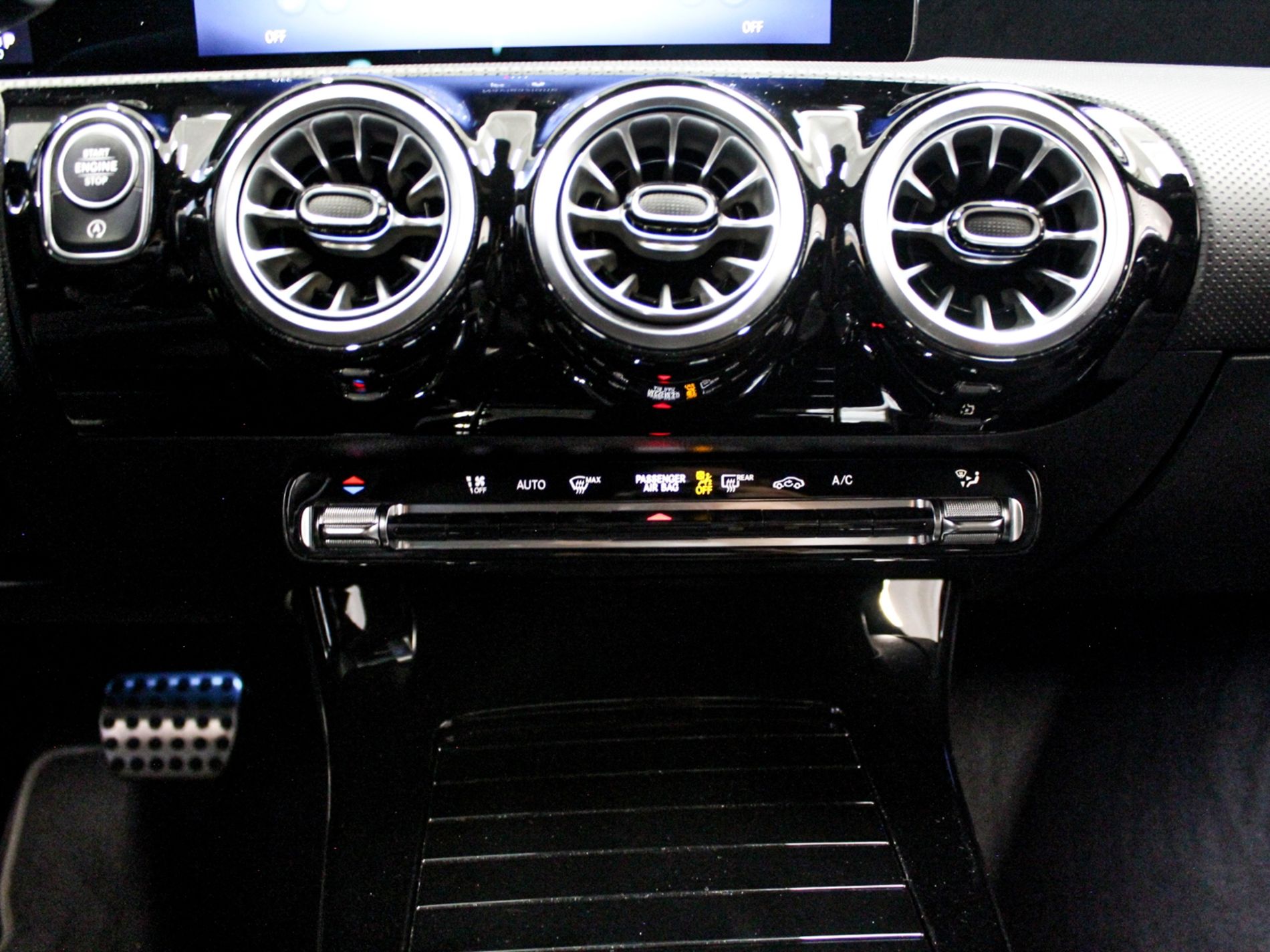 CLA Shooting Brake 200 AMG Line Premium auto - Autoviemme