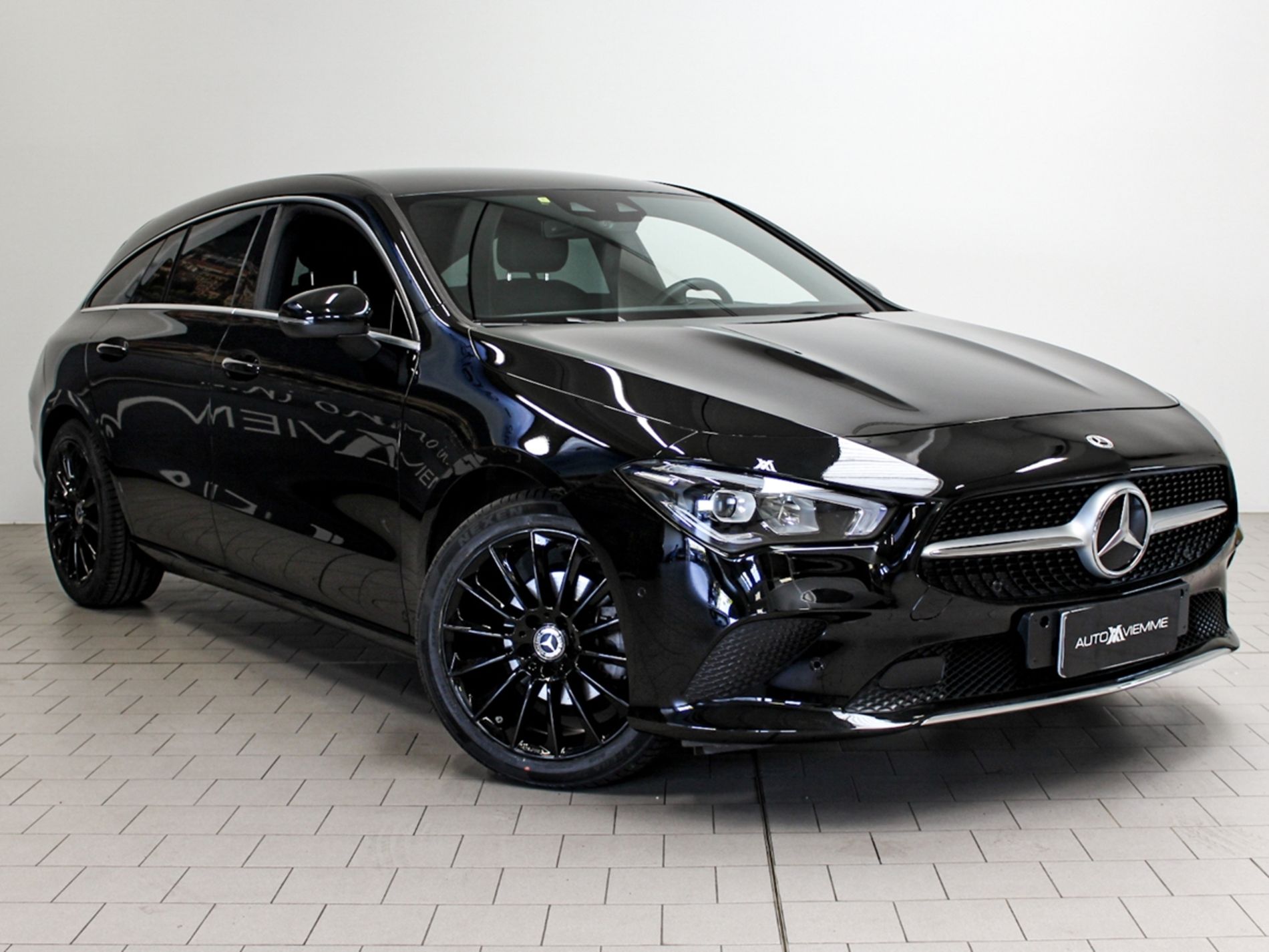Mercedes CLA Shooting Brake 180 Night edition auto   - Autoviemme