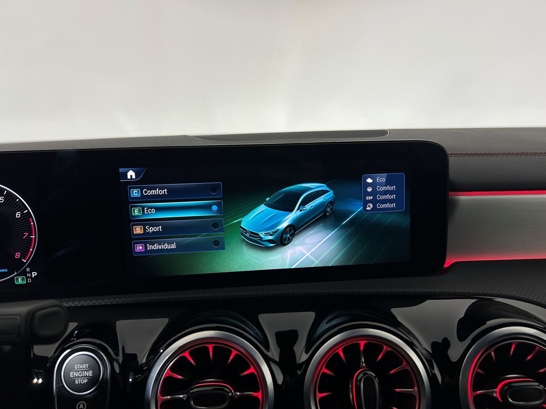 Mercedes CLA Shooting Brake 200 AMG Line Premium auto   - Autoviemme