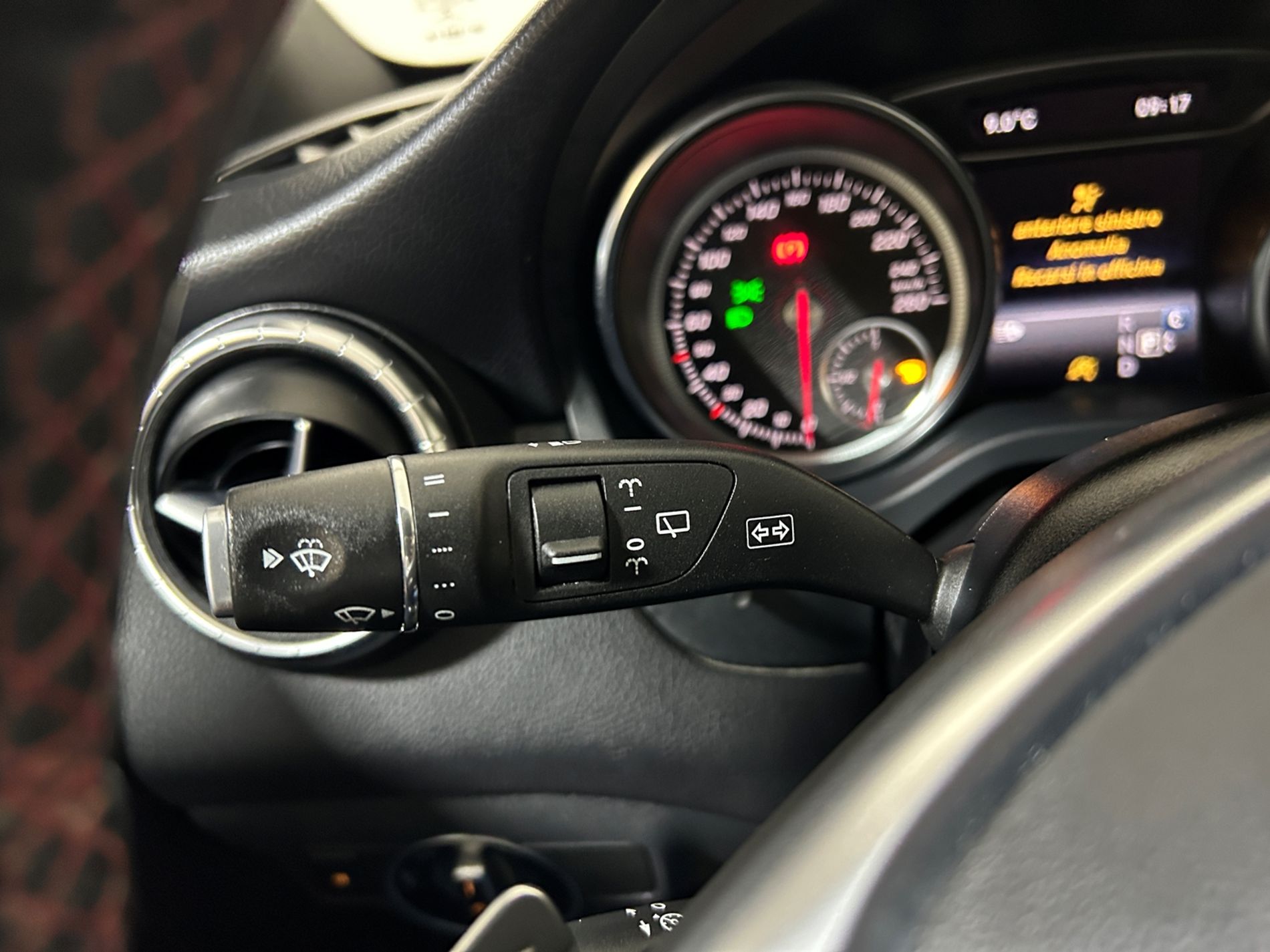 Mercedes CLA Shooting Brake 180 Premium automatica FL - Autoviemme