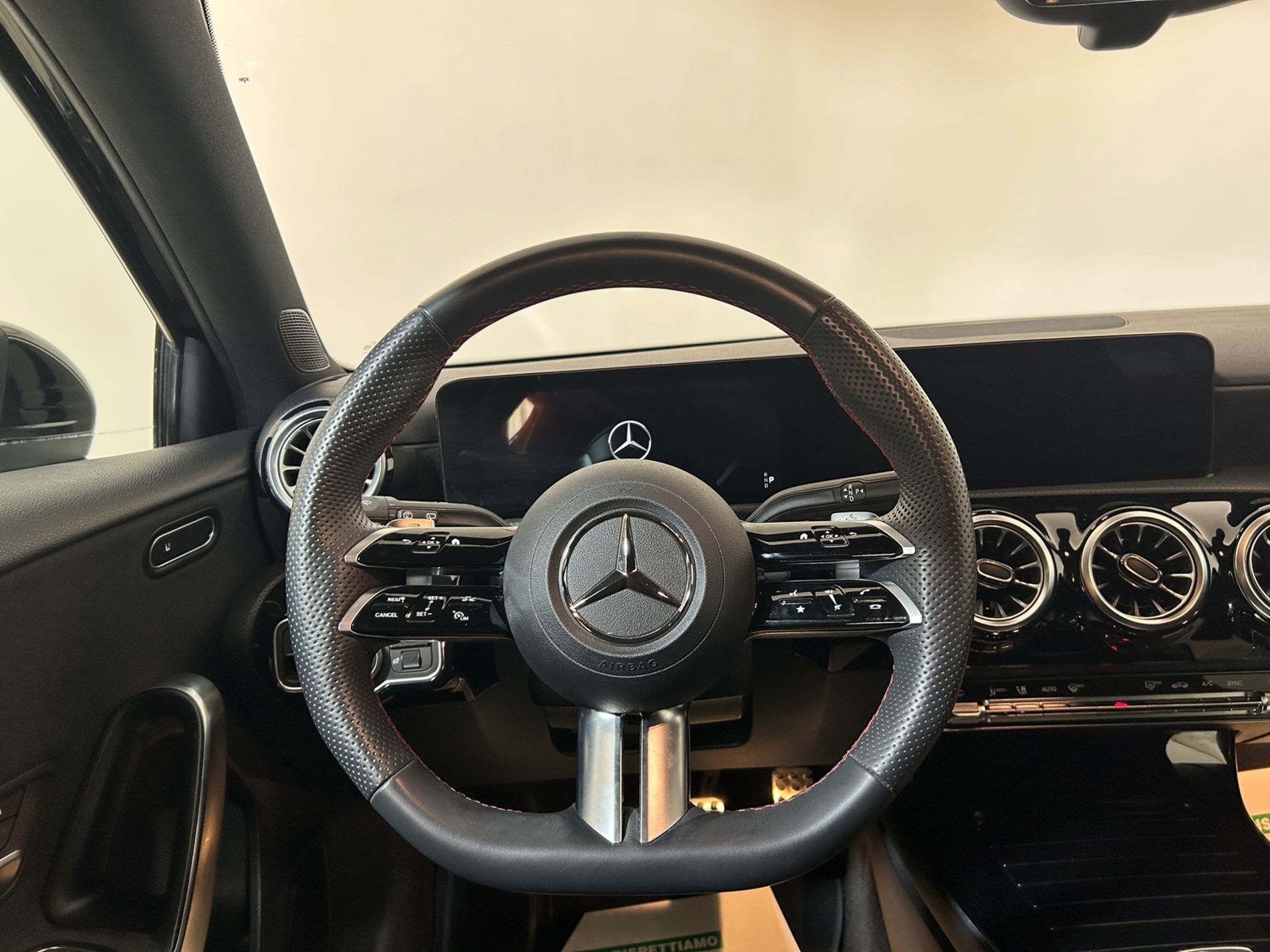 Mercedes A 180 Premium AMG Line auto - Autoviemme