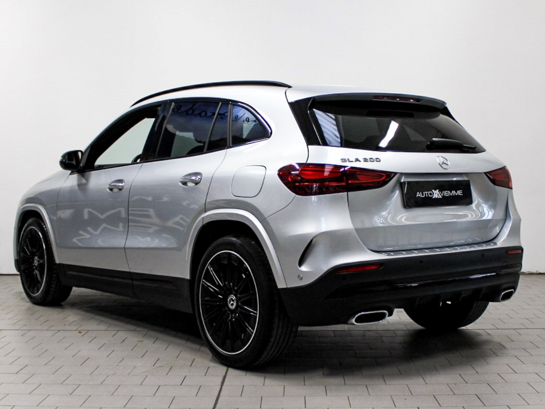 Mercedes GLA 200 Premium Hybrid - Autoviemme
