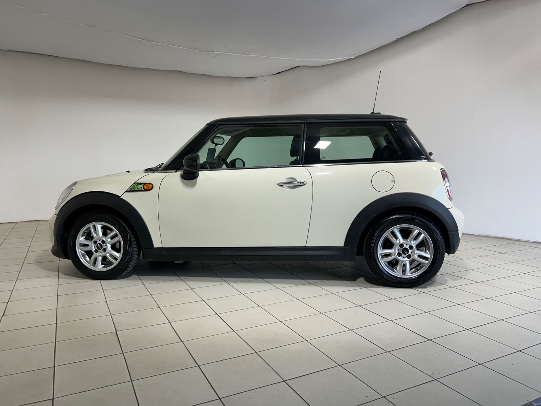 Mini 1.6 Cooper 122 cv FL - Autoviemme