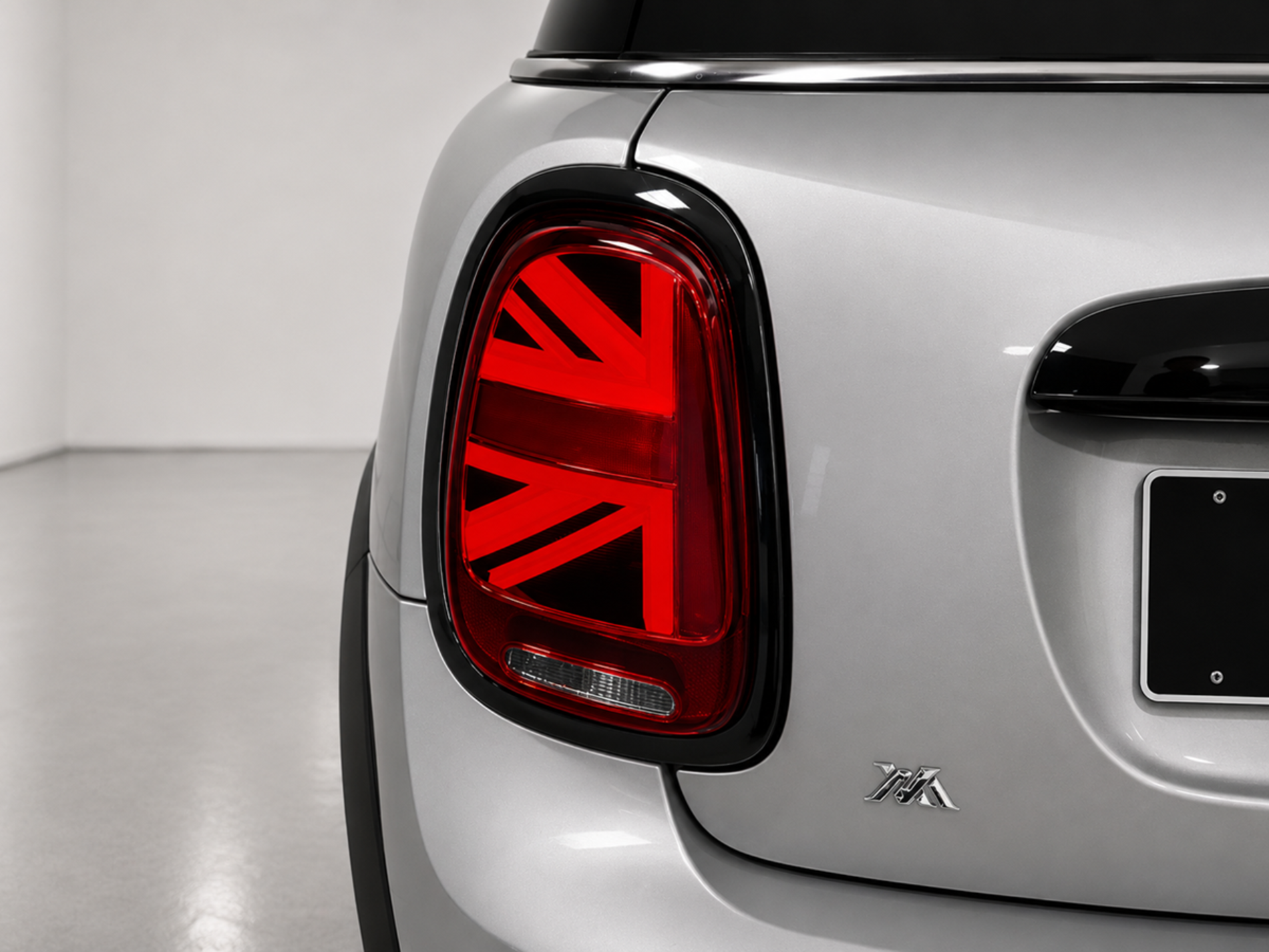 Mini Cabrio 2.0 JCW Cabrio - Autoviemme