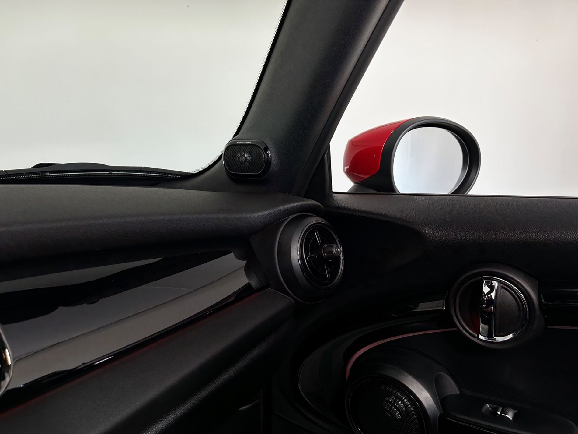 Mini Cabrio 2.0 JCW Cabrio - Autoviemme