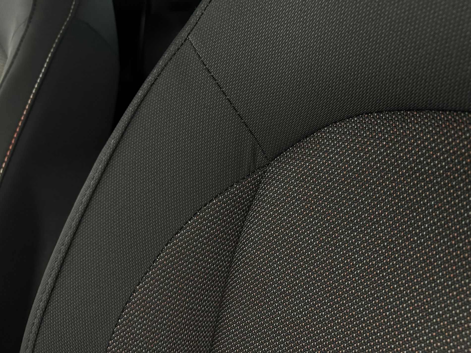 Mini 5p 1.5 Cooper Essential auto - Autoviemme