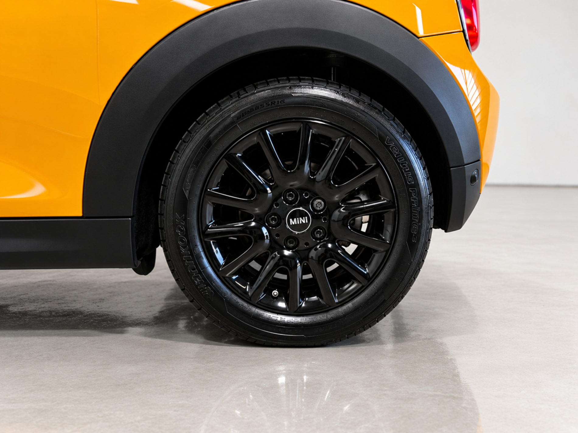Mini 1.5 Cooper D - Autoviemme