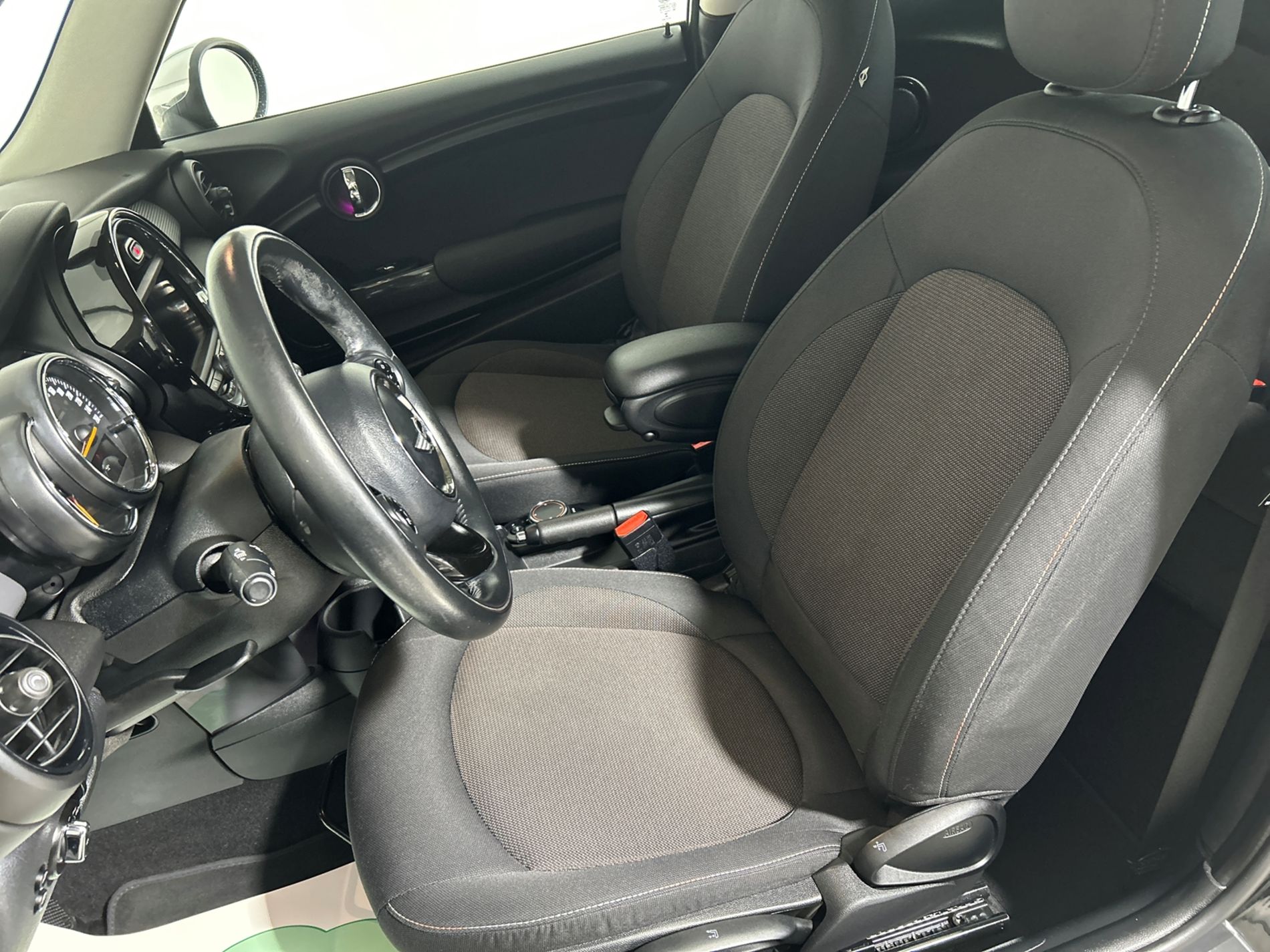 Mini 1.5 Cooper D 3p - Autoviemme