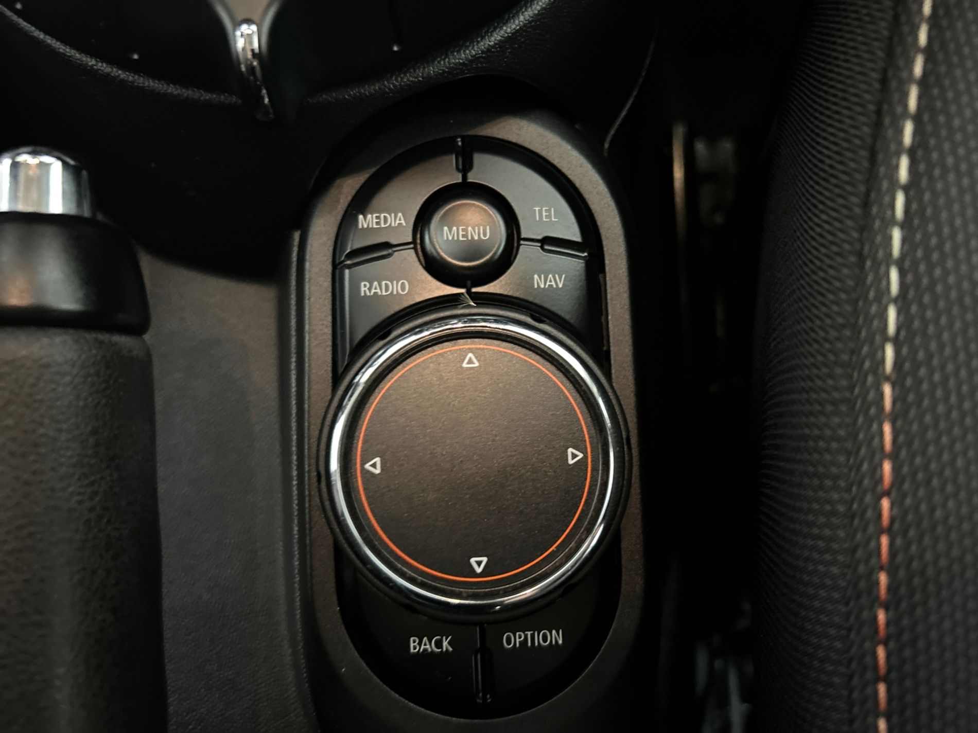 Mini 1.5 Cooper D 3p - Autoviemme