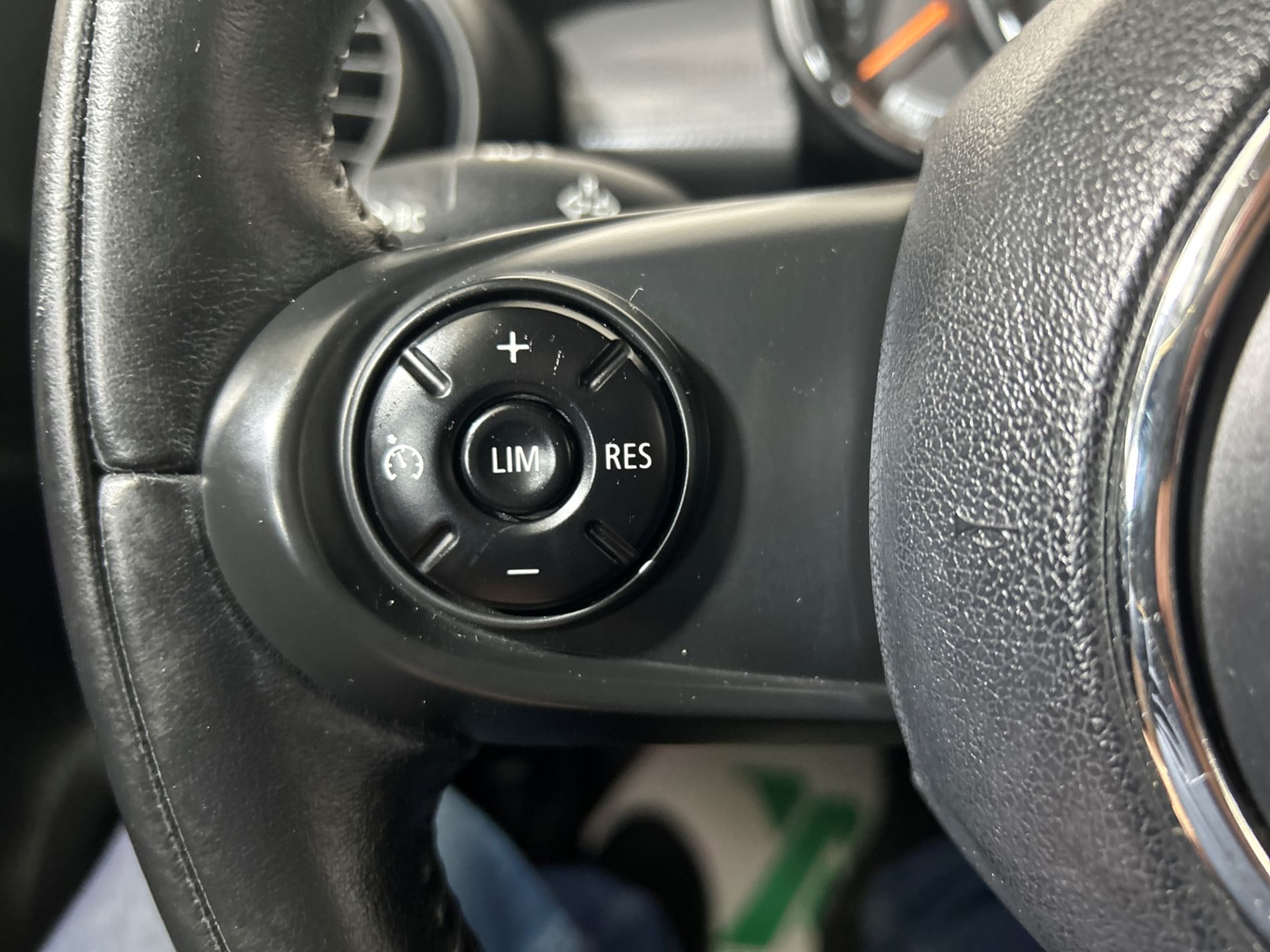 Mini 1.5 Cooper D 3p - Autoviemme