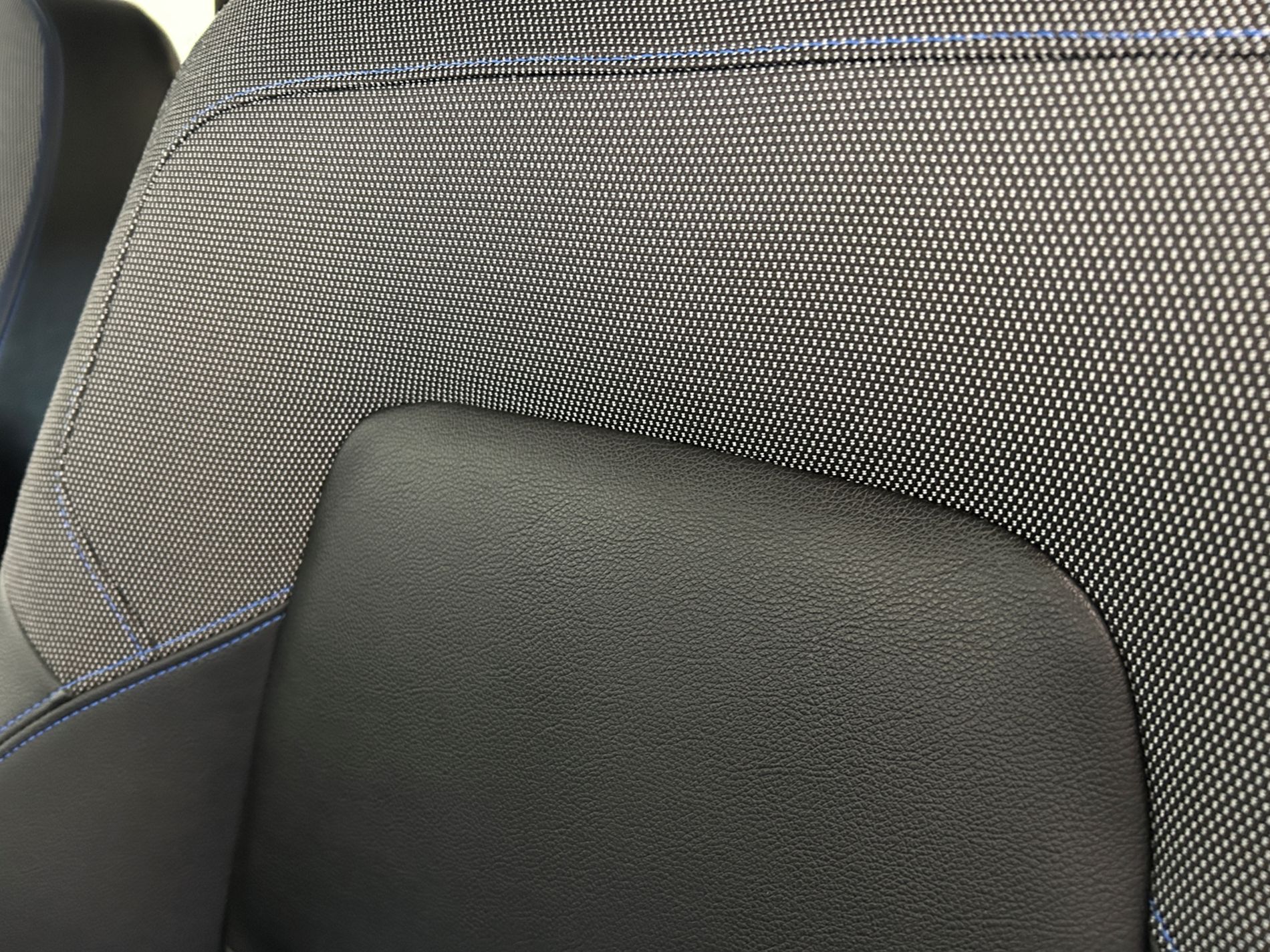 Nissan Townstar N-Connecta - Autoviemme