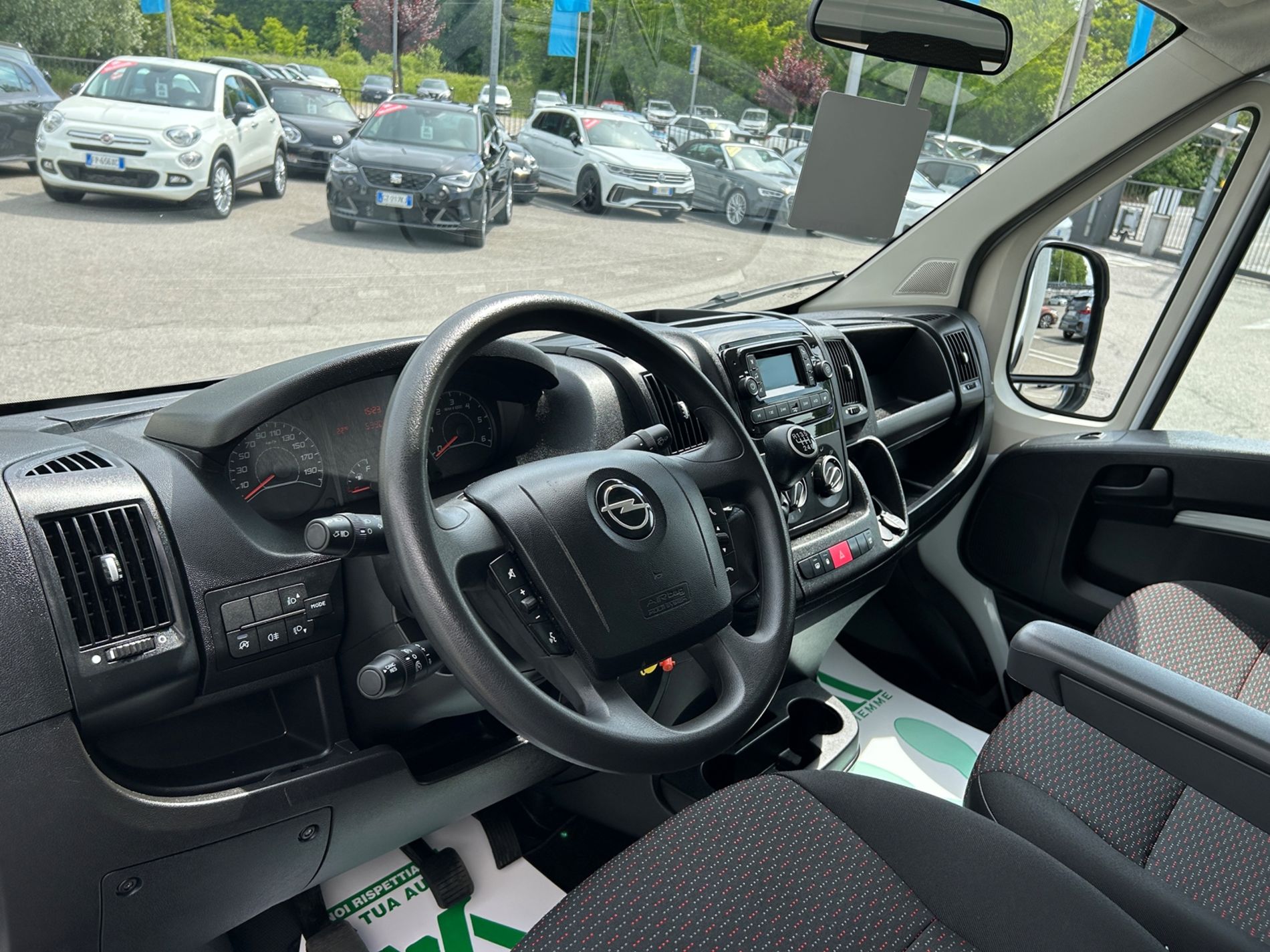 Opel Movano L1 H1 Editon 120 cv diesel pedana elettrica + baule elettrico - Autoviemme