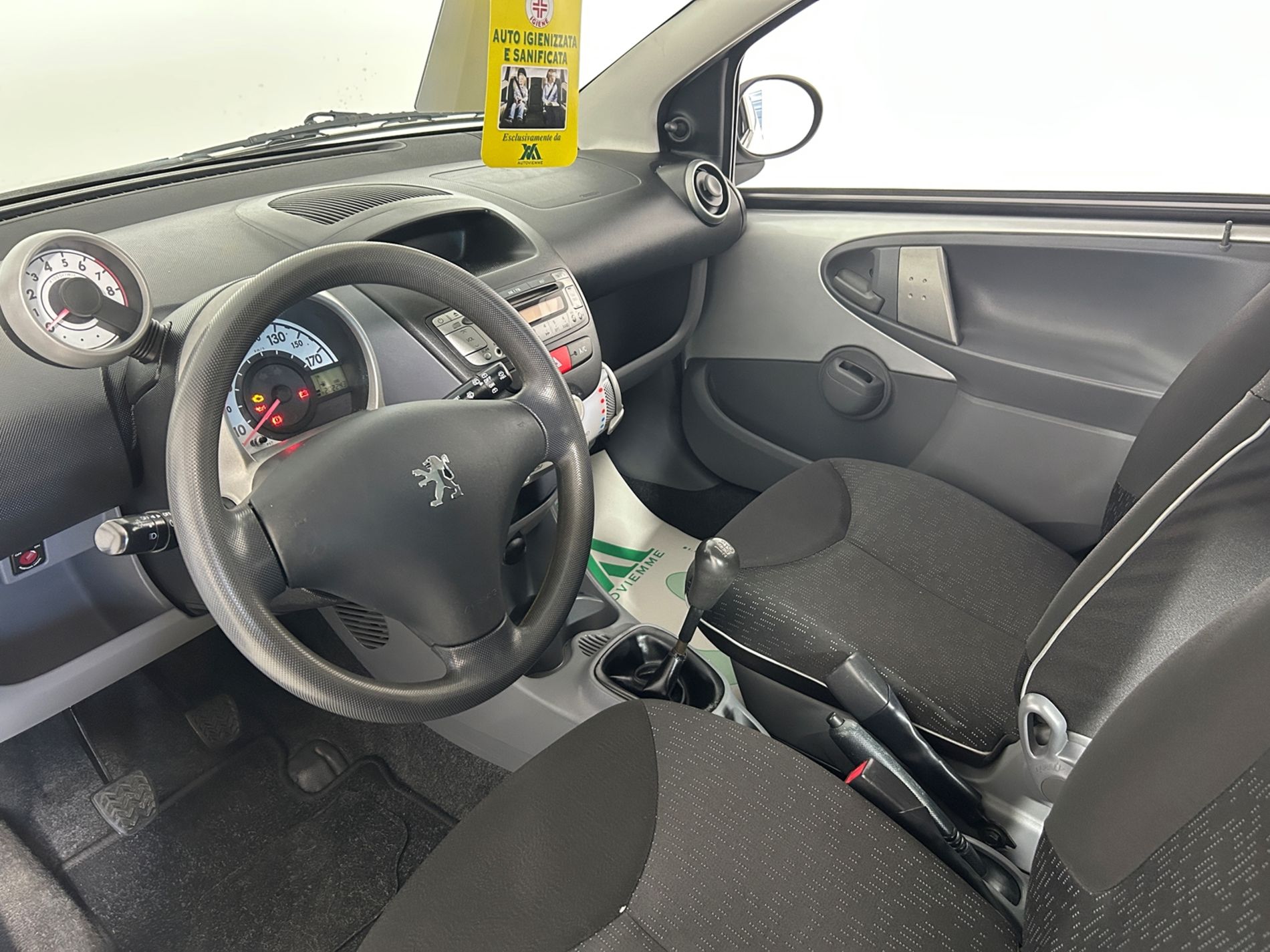 107 1.0 12v Active 5p FL - Autoviemme