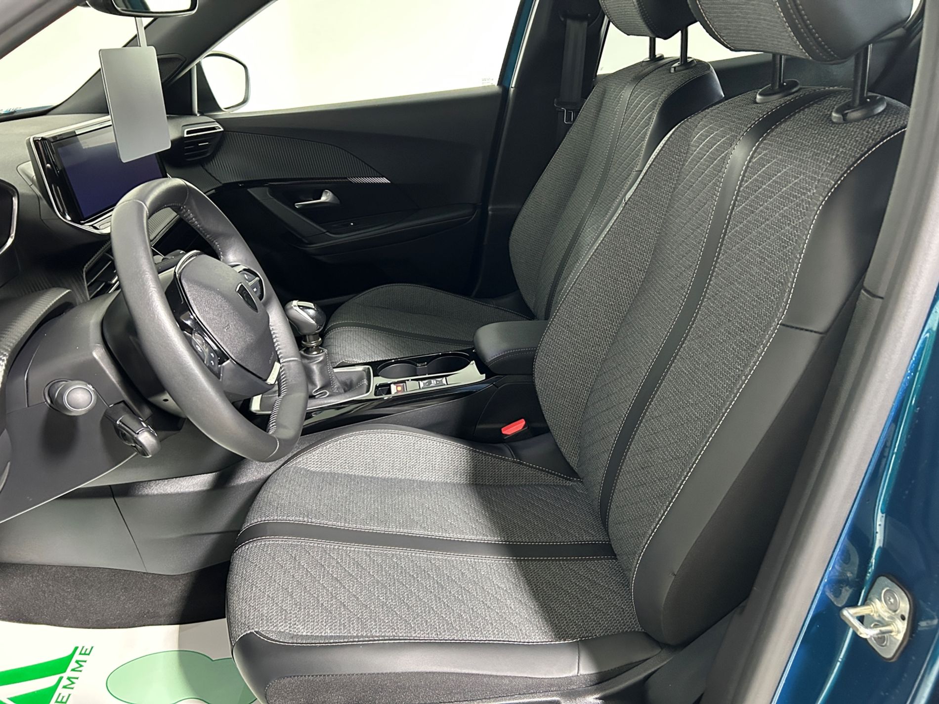 Peugeot 2008 1.2 Allure s&s 100 cv - Autoviemme