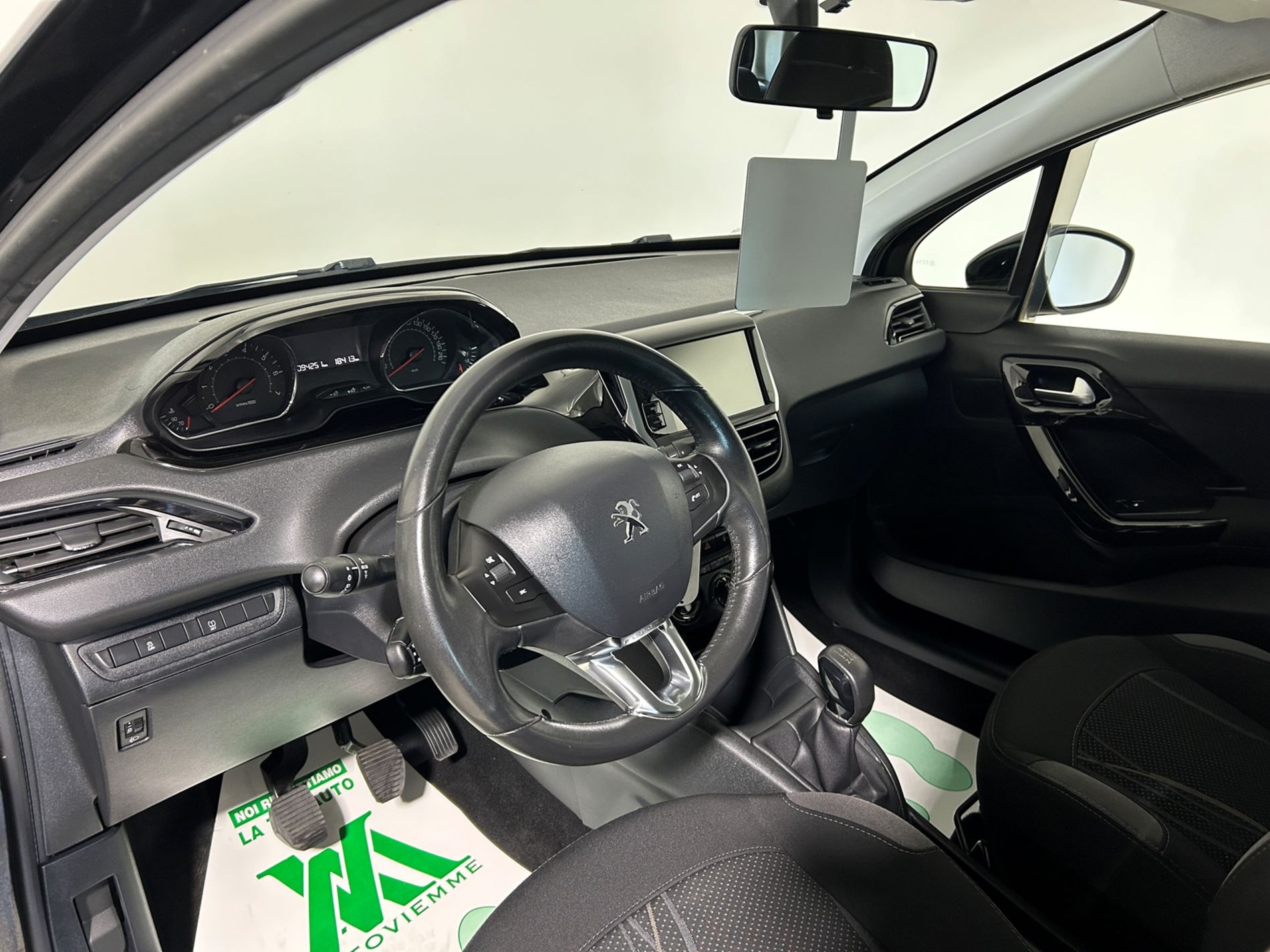 Peugeot 208 5p 1.2 puretech Active 82cv - Autoviemme