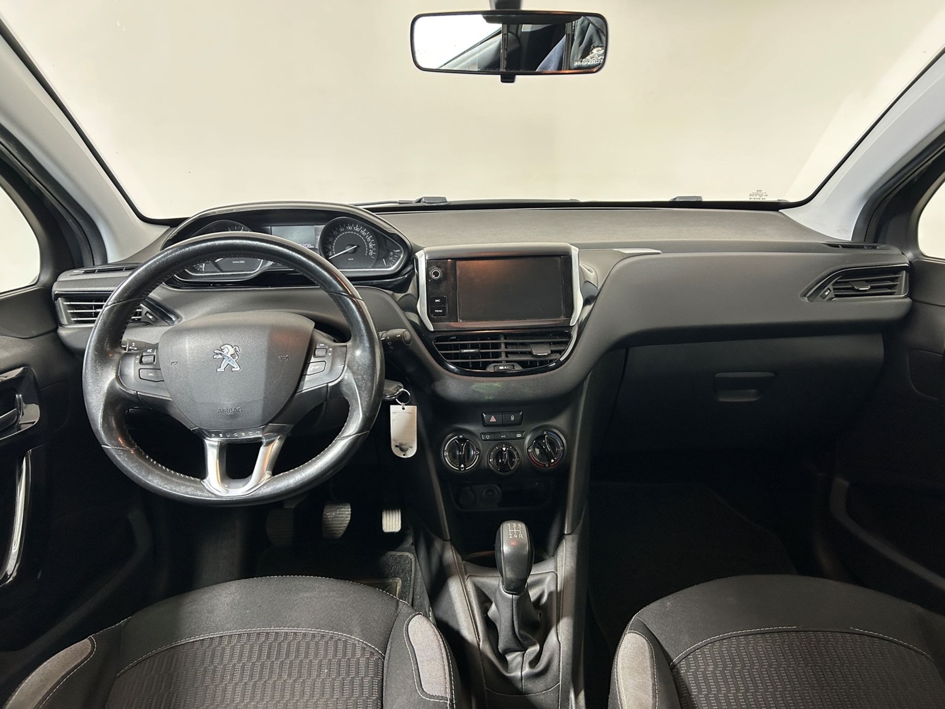 Peugeot 208 1.2 Active 82 cv per commercianti - Autoviemme