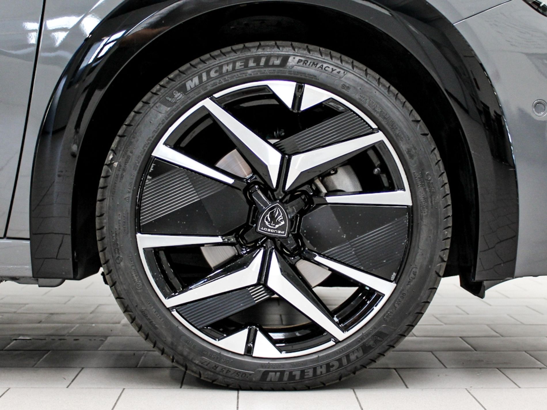 208 1.2 hybrid GT 145cv e-dcs 6 - Autoviemme