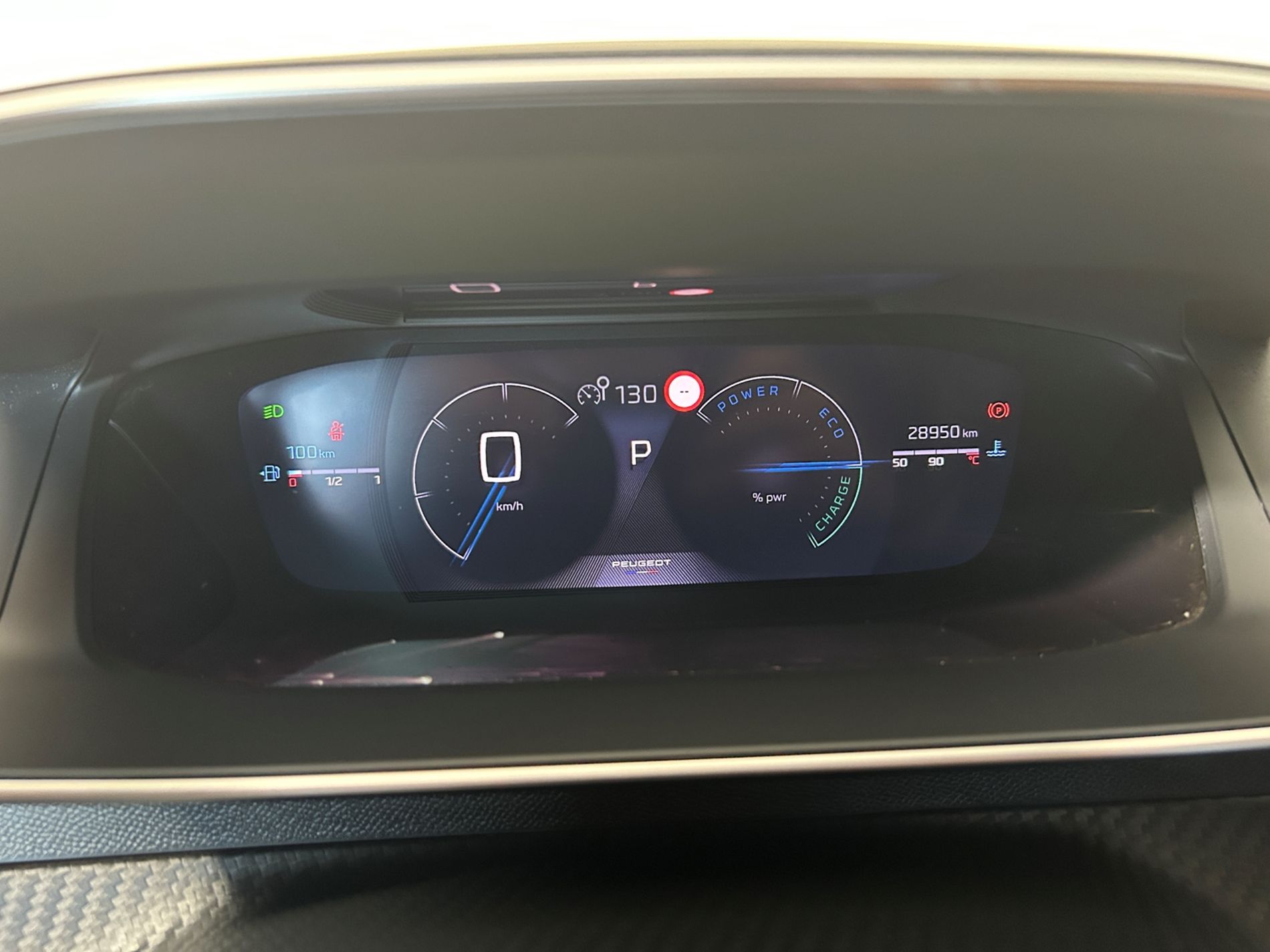 Peugeot 208 1.2 hybrid GT 145 cv e-dcs 6 - Autoviemme