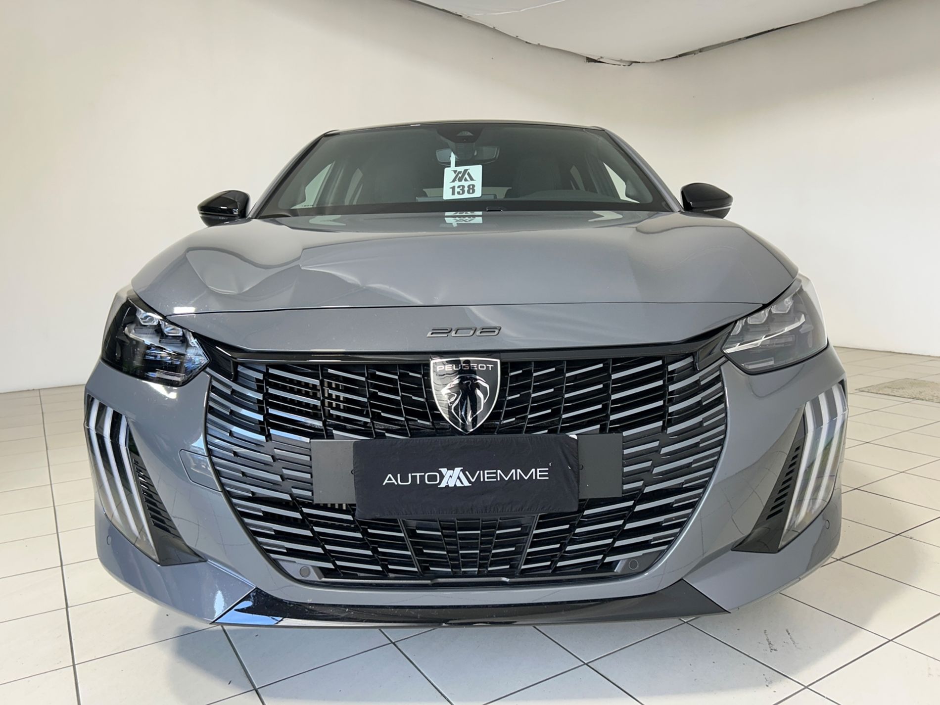 Peugeot 208 1.2 hybrid GT 145 cv e-dcs 6 - Autoviemme