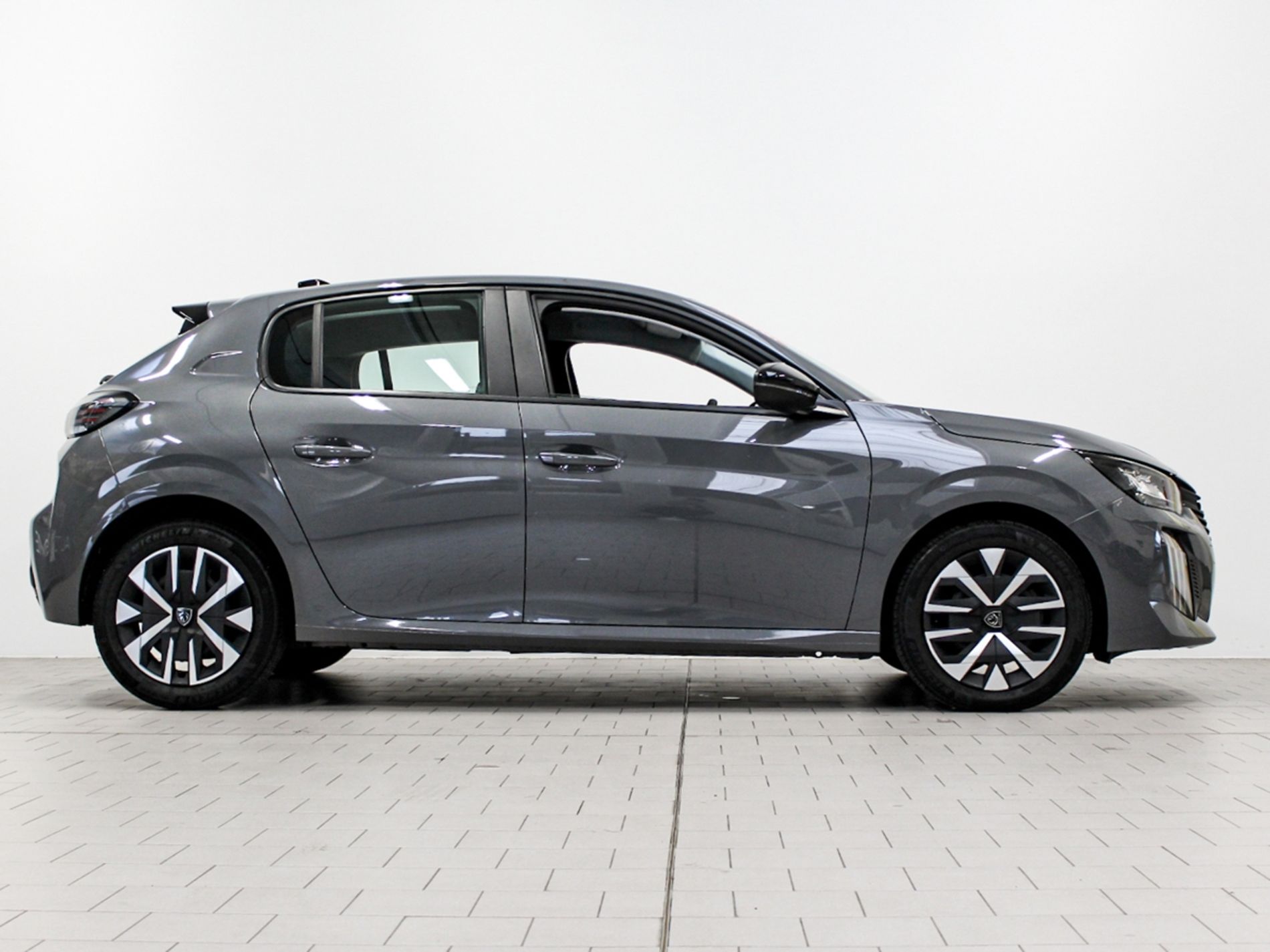 208 1.2 puretech Active s&s 100cv - Autoviemme