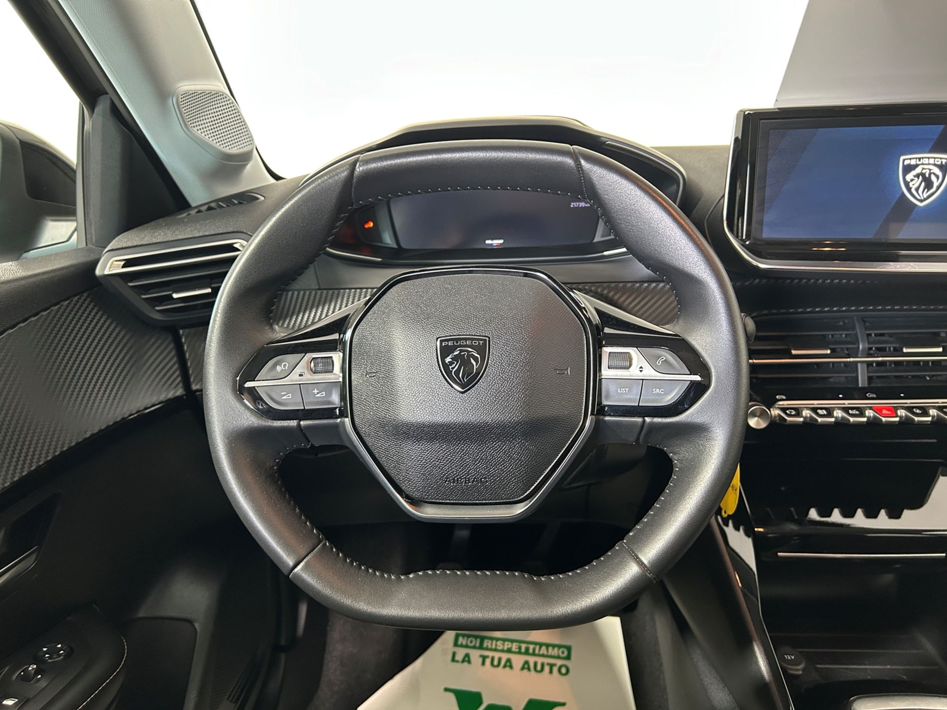 Peugeot 208 1.2 hybrid Active 100cv e-dcs 6   - Autoviemme