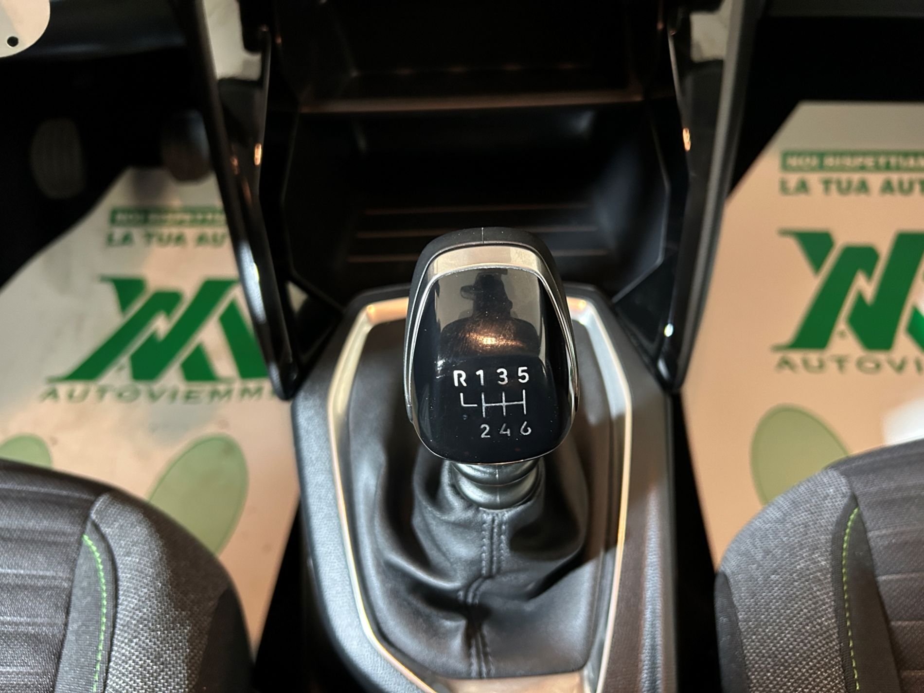 Peugeot 208 1.2 Active s&s 100cv - Autoviemme