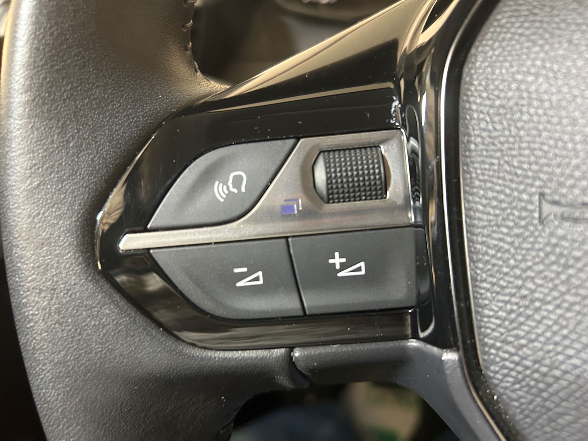 Peugeot 208 1.2 Active s&s 100cv - Autoviemme