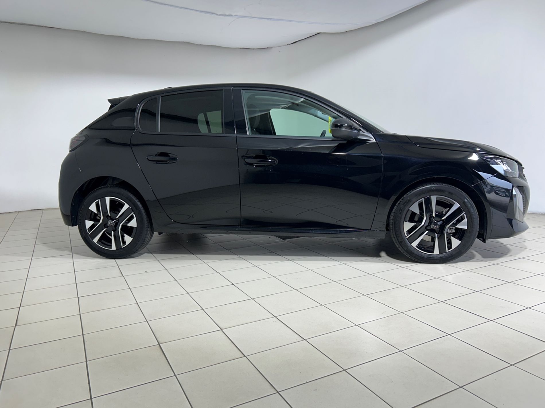 Peugeot 208 Allure s&s 100 cv - Autoviemme