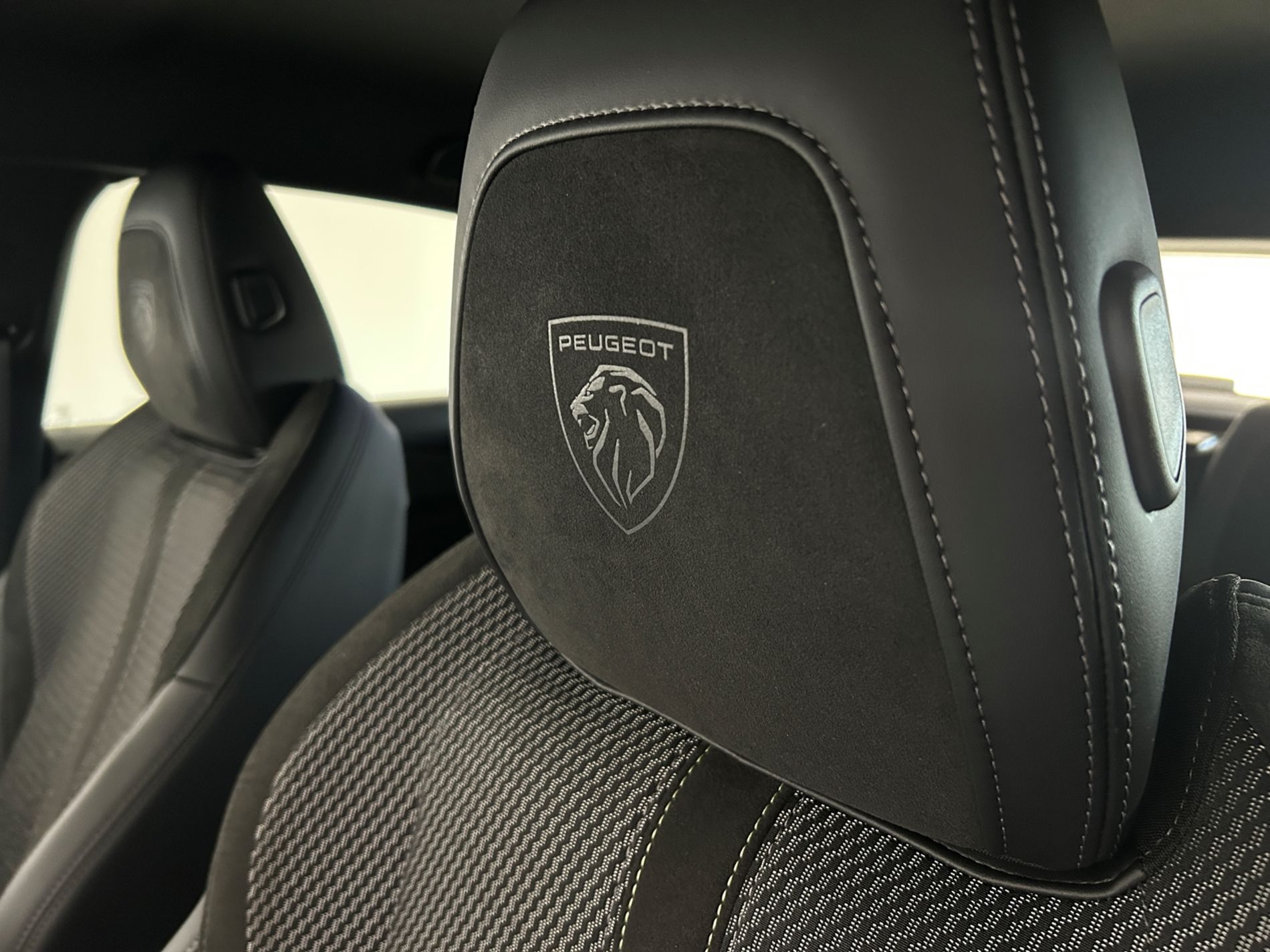 308 1.2 GT s&s 130cv eat8 - Autoviemme