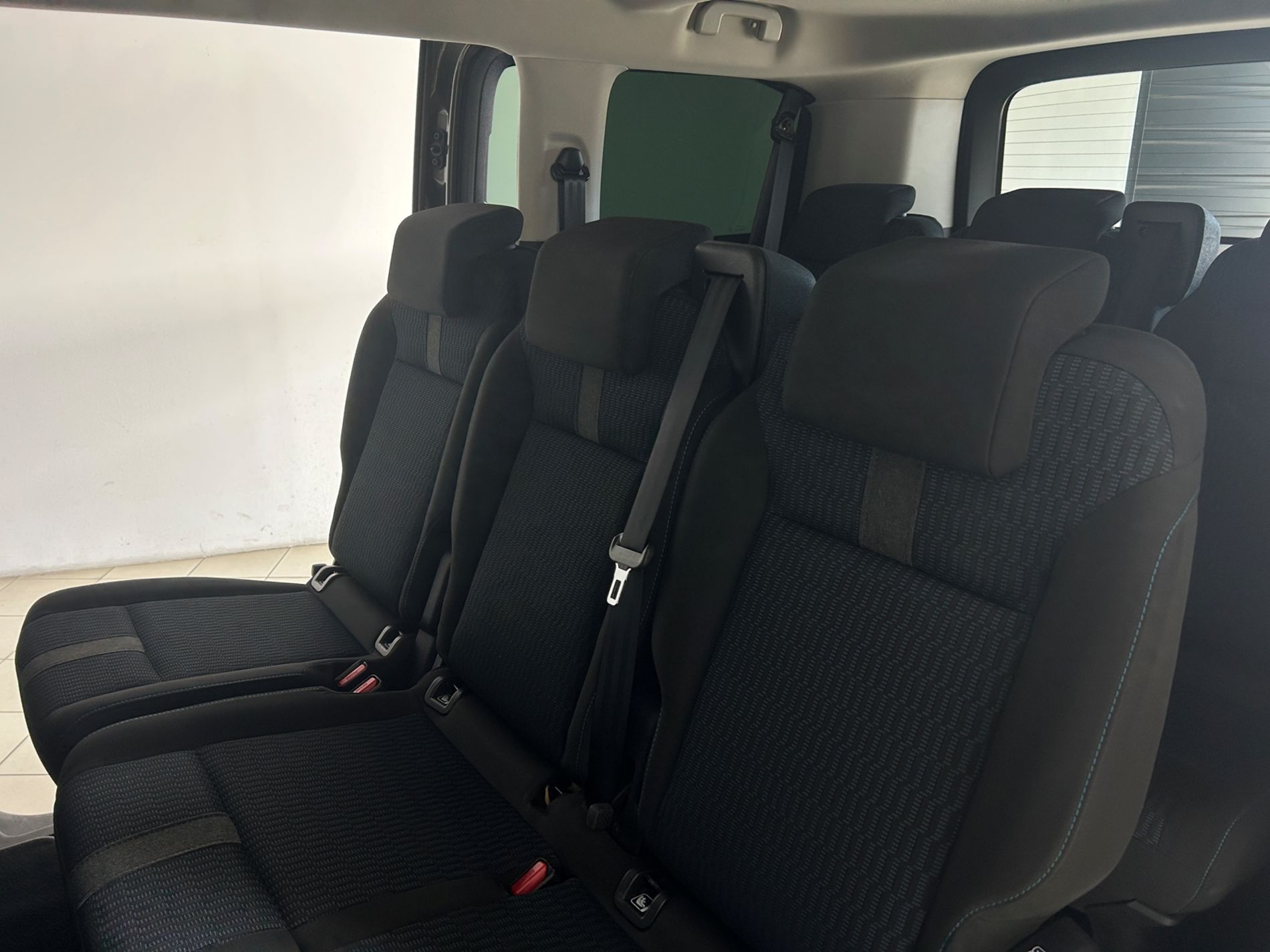 Peugeot Traveller Allure 8 posti M1 2.0 Bluehdi compact 140 cv  S&S my21 - Autoviemme
